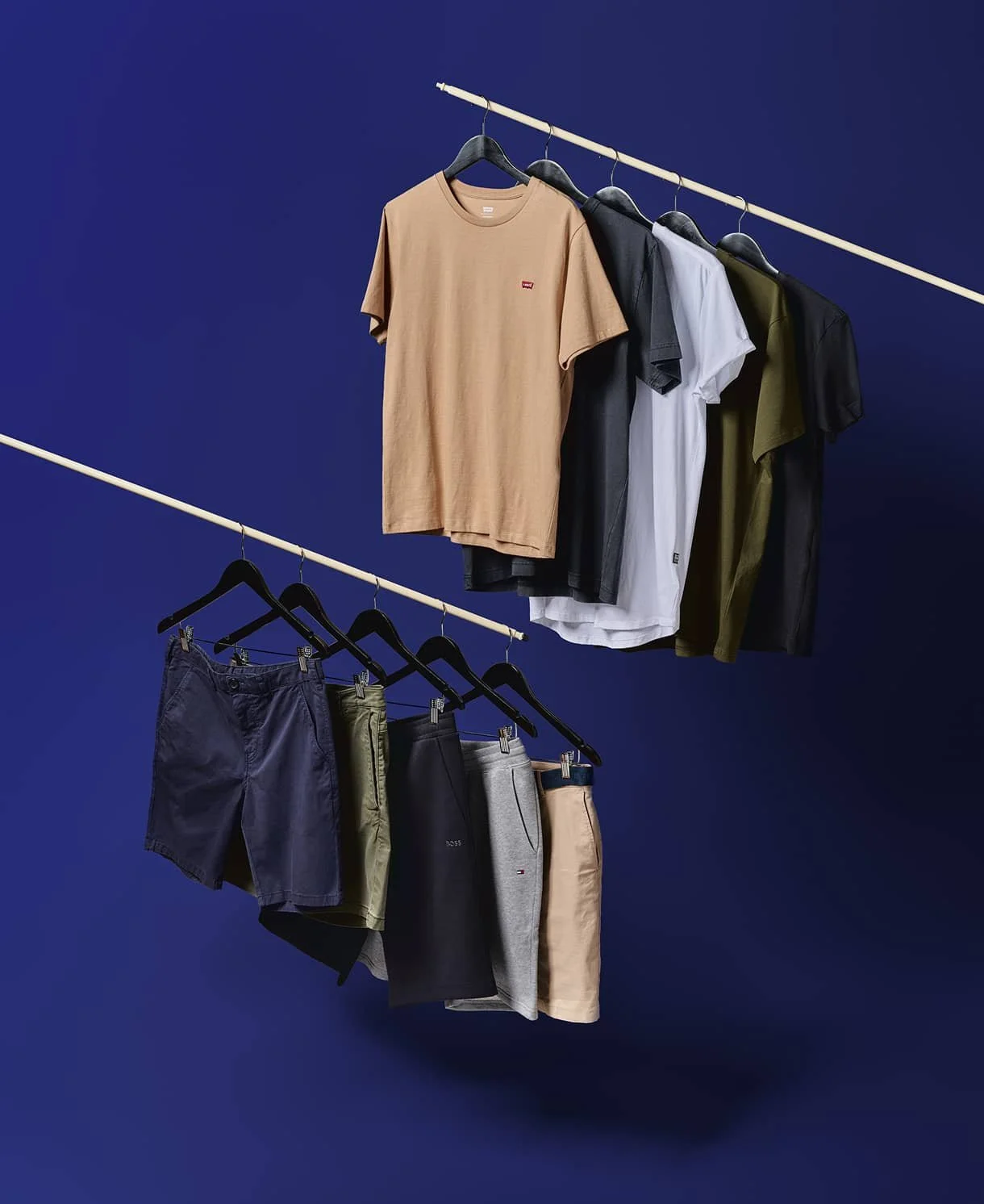 Frame 1171278877.jpg