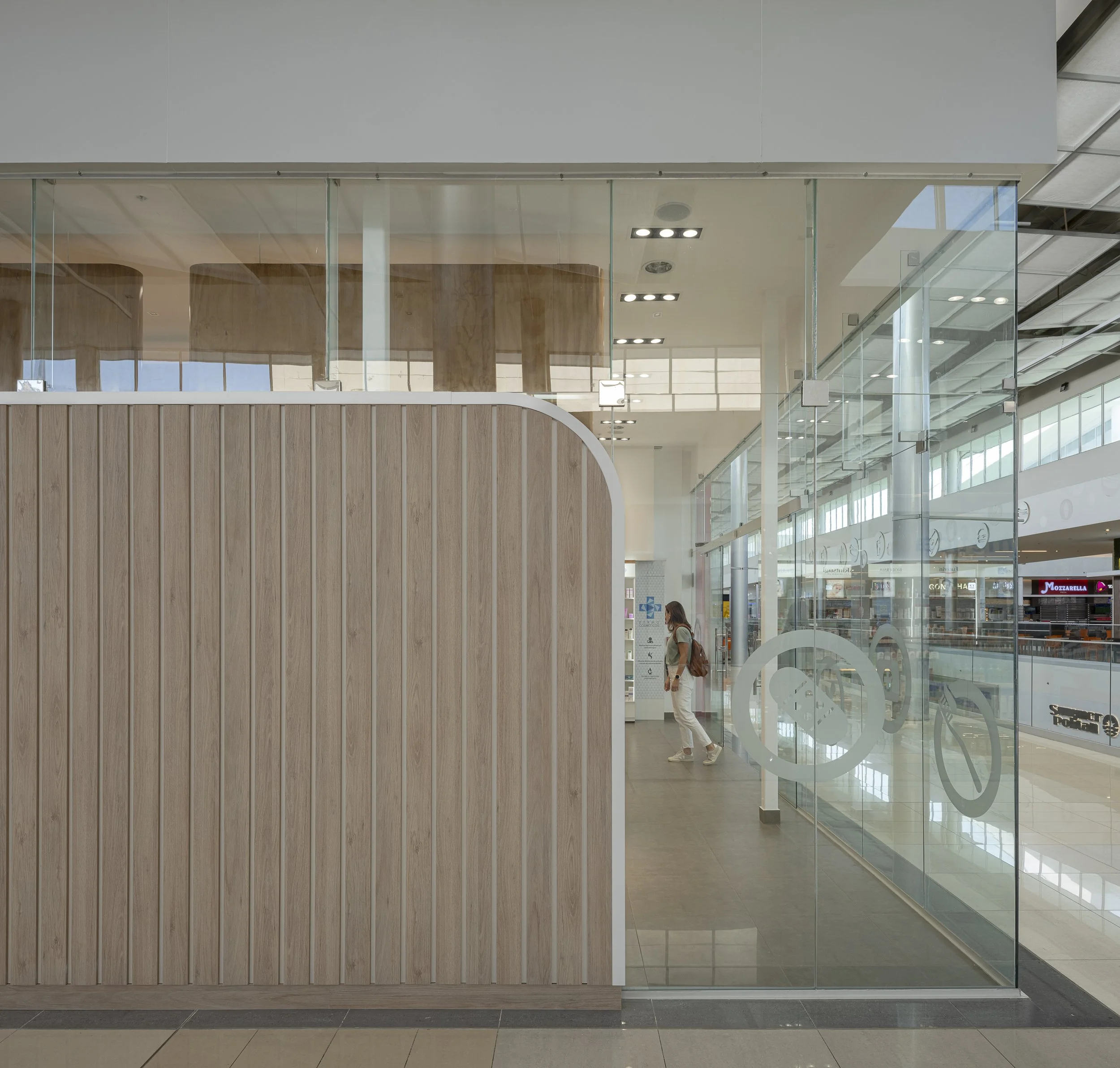 ELPATIOarquitectos_Farmás_Metro