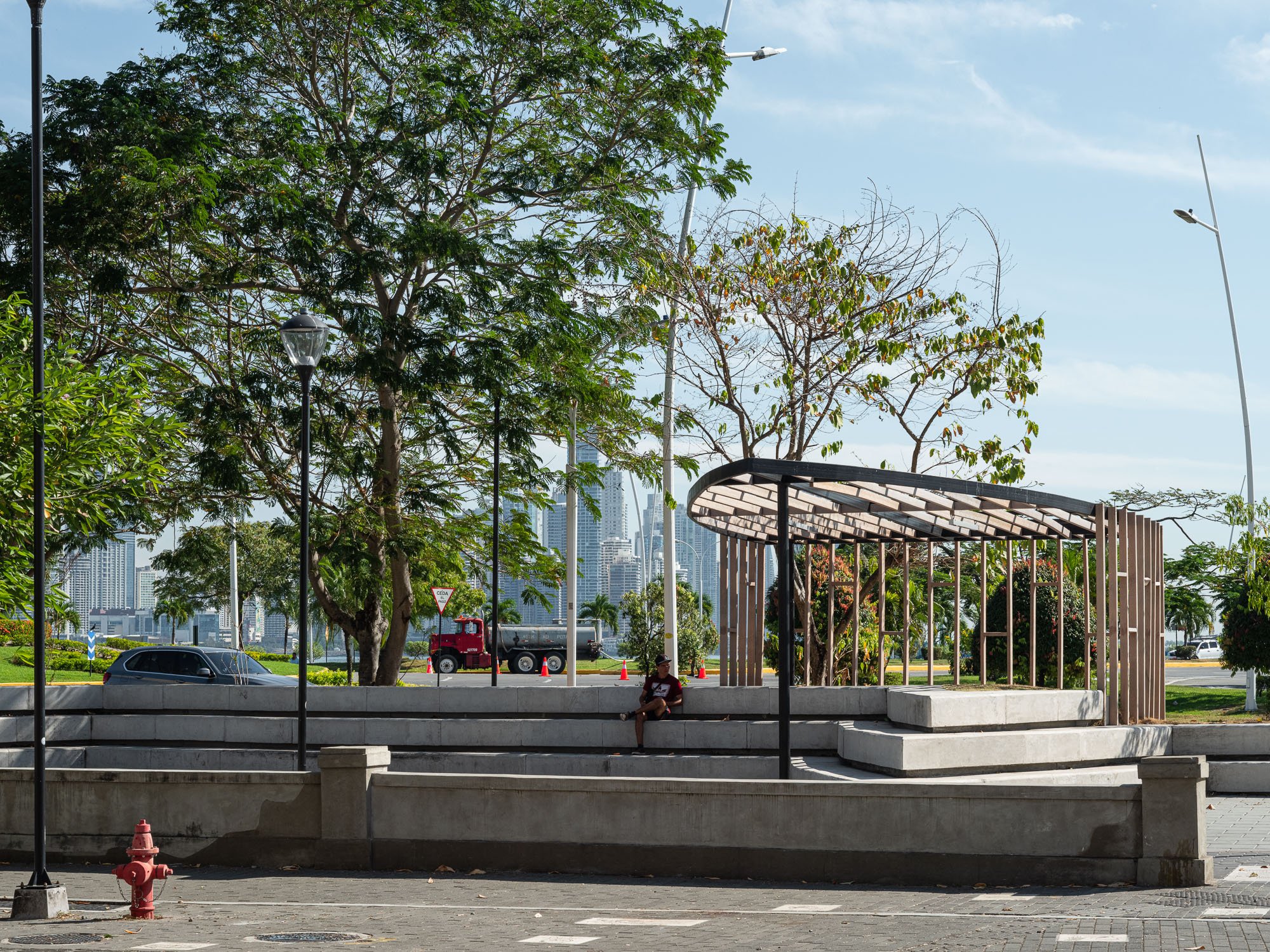 Terraplén Plaza
