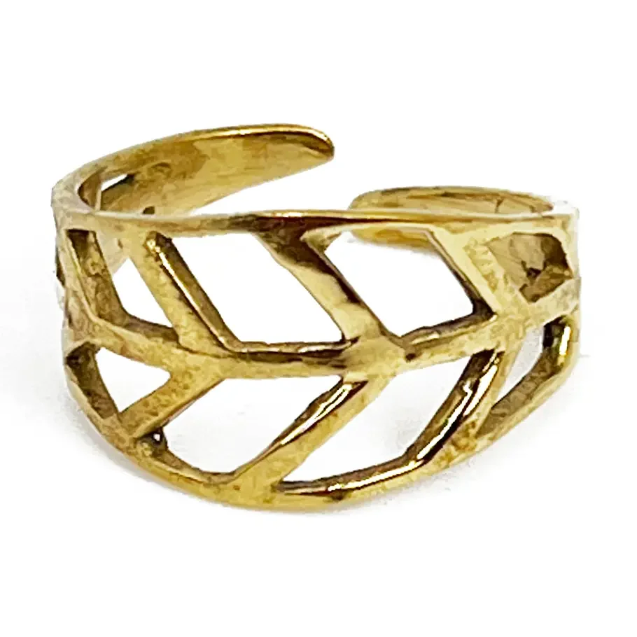 goldleafring.webp
