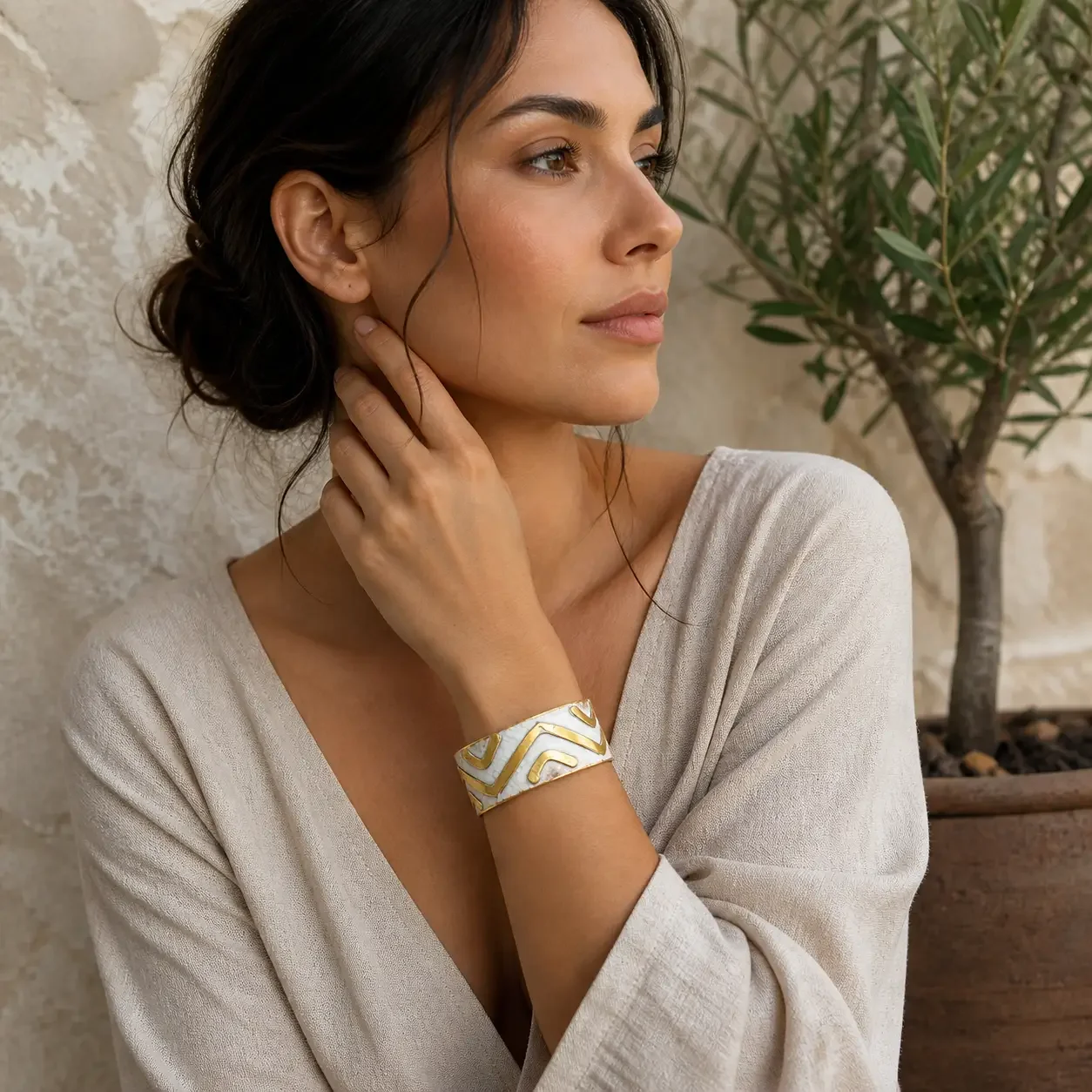 Handcrafted Rustic Copper Patina Bracelet - Ivory Chevron
