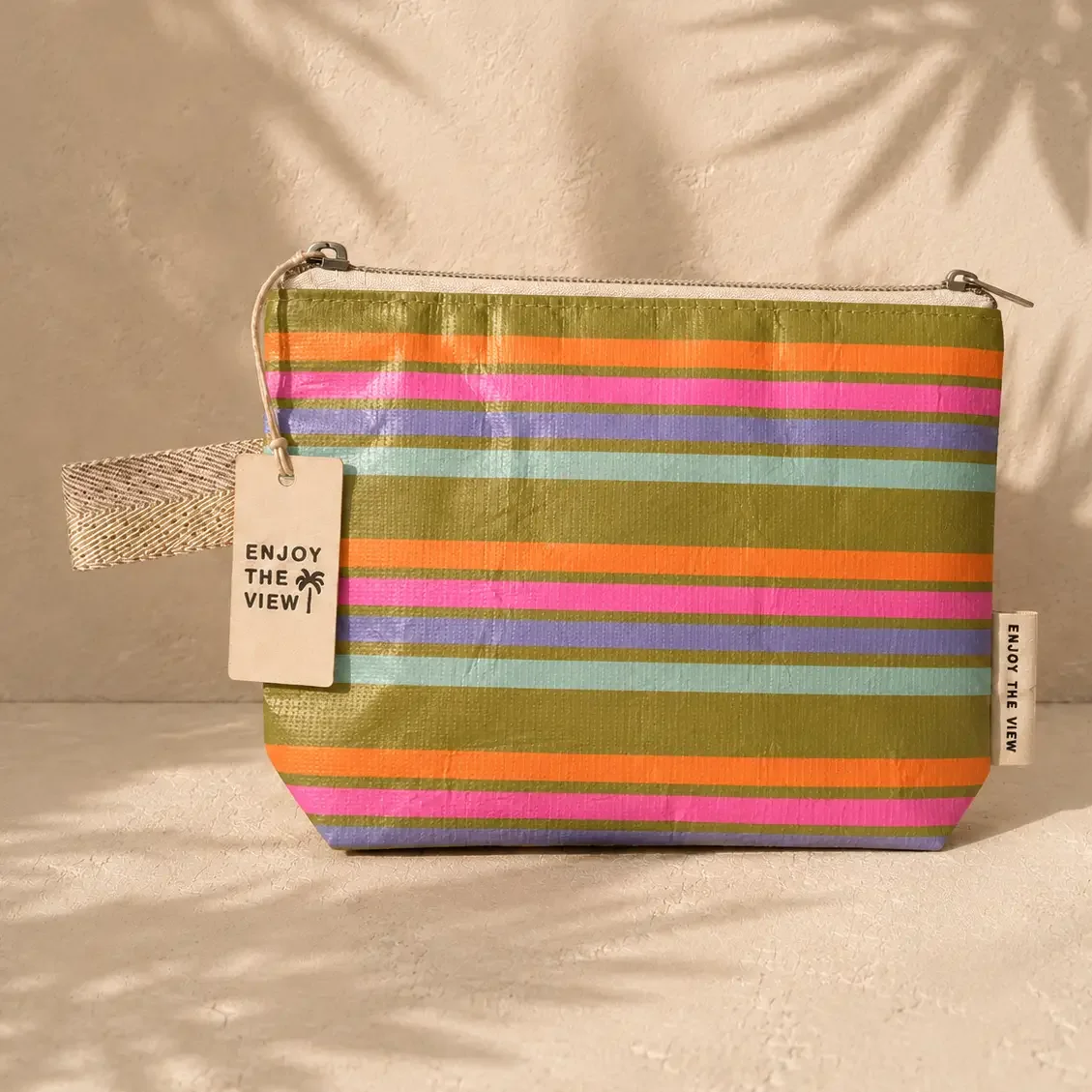 pouch retro.webp