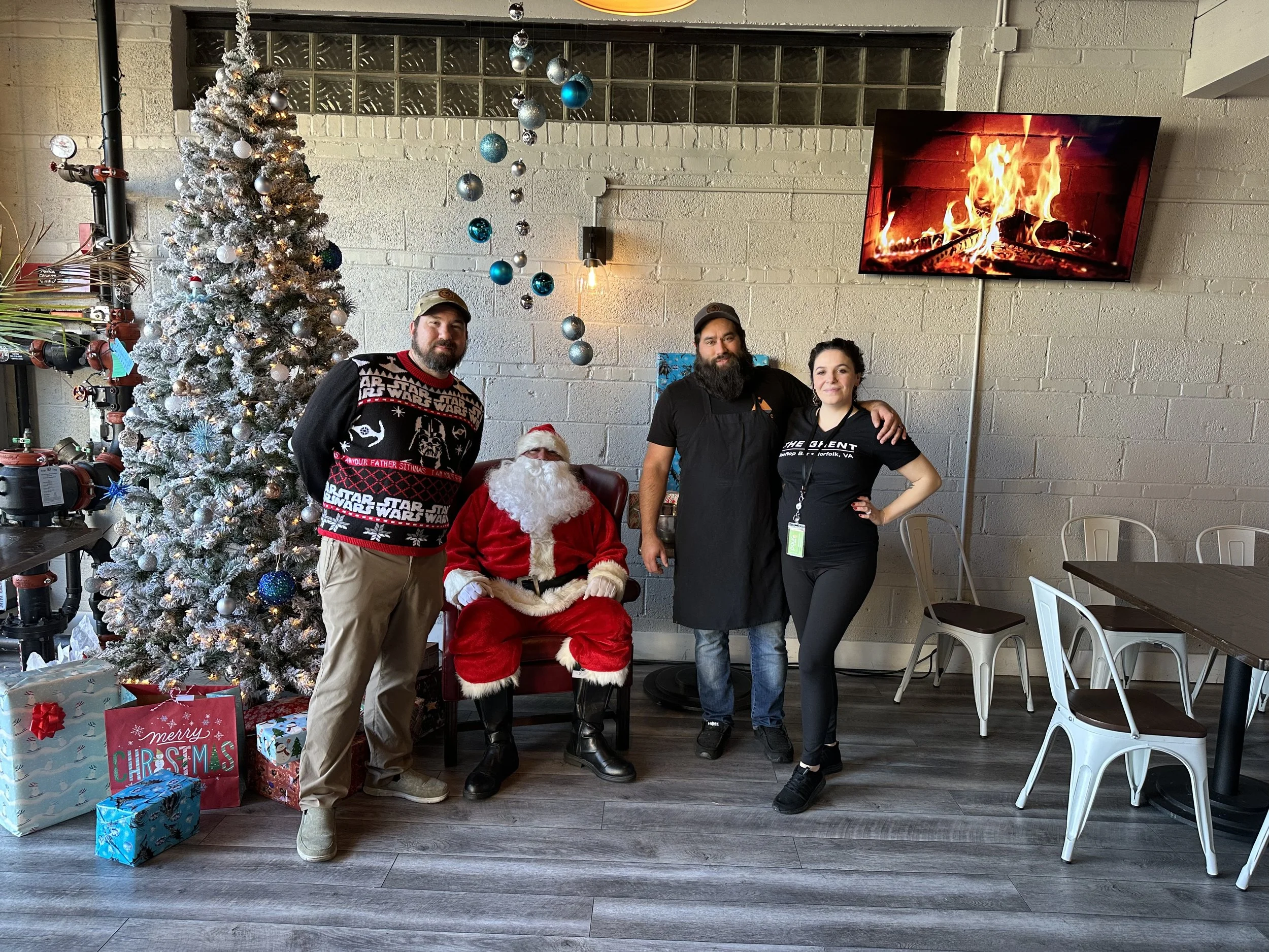 main dining room, public event, holiday, 