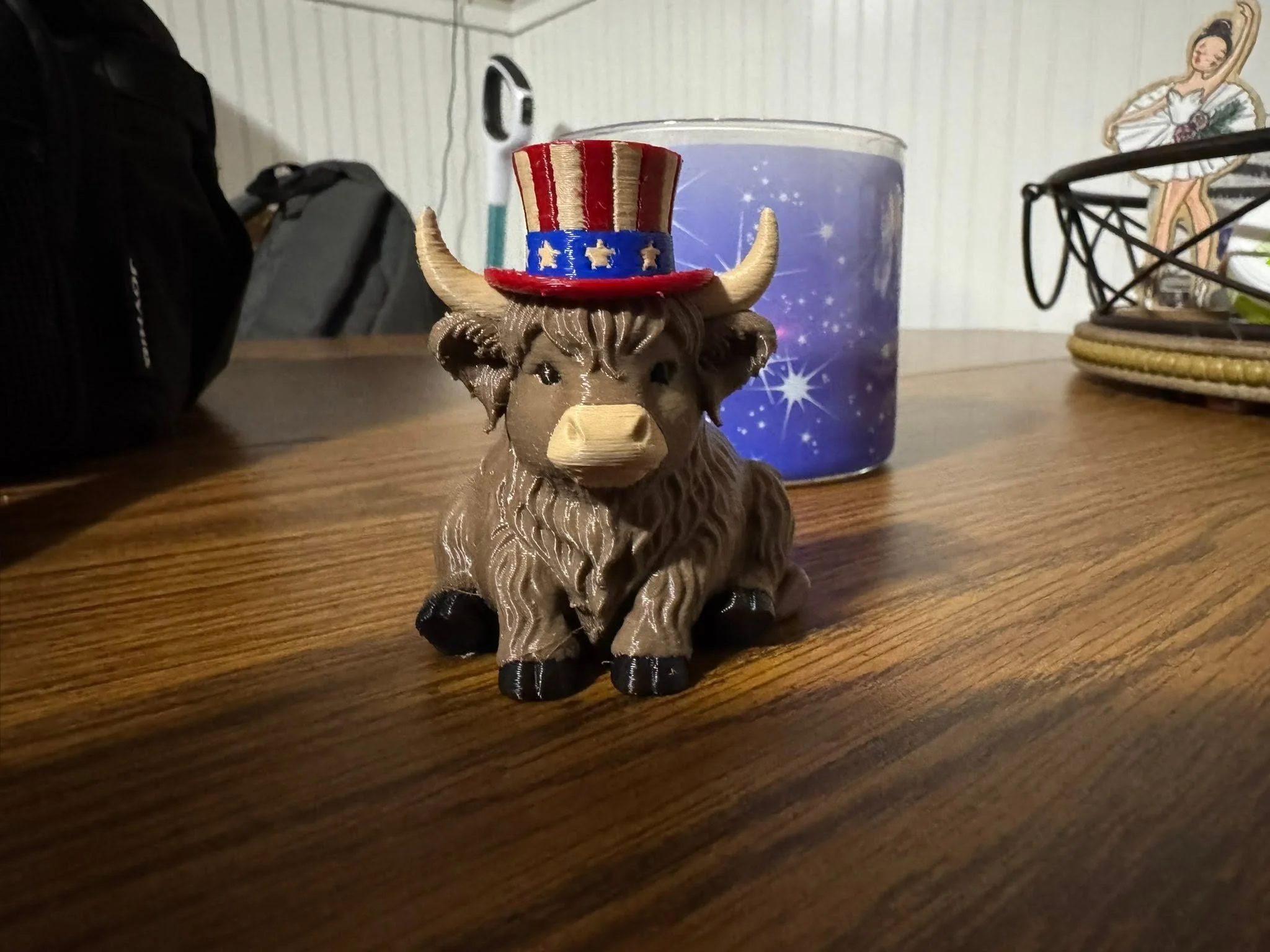 Patriotic Highland Cow