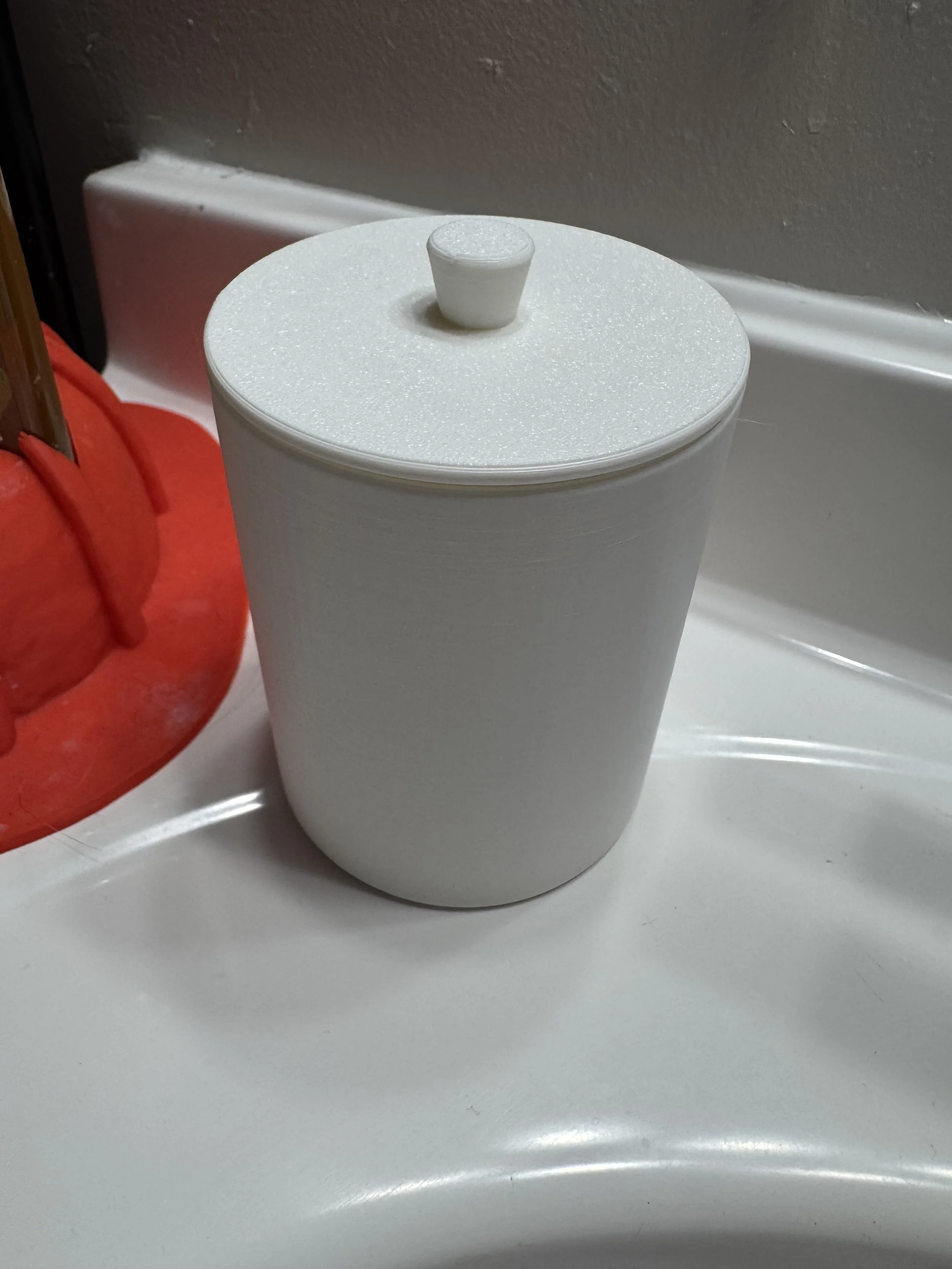 Elegant Cotton Round Holder