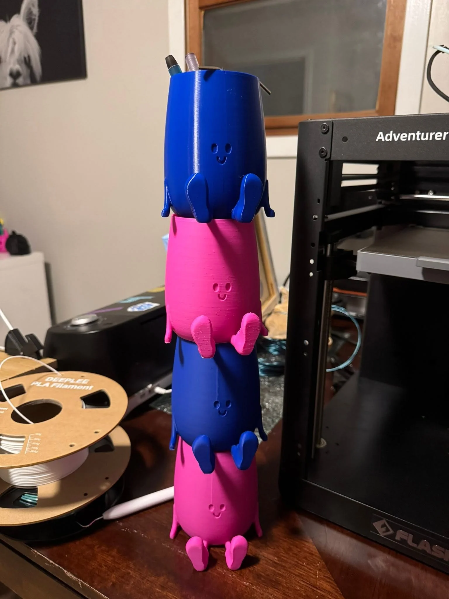 Smiley Face Pen Holder