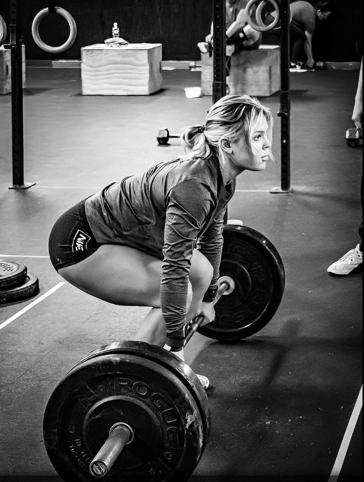 female deadlift.png
