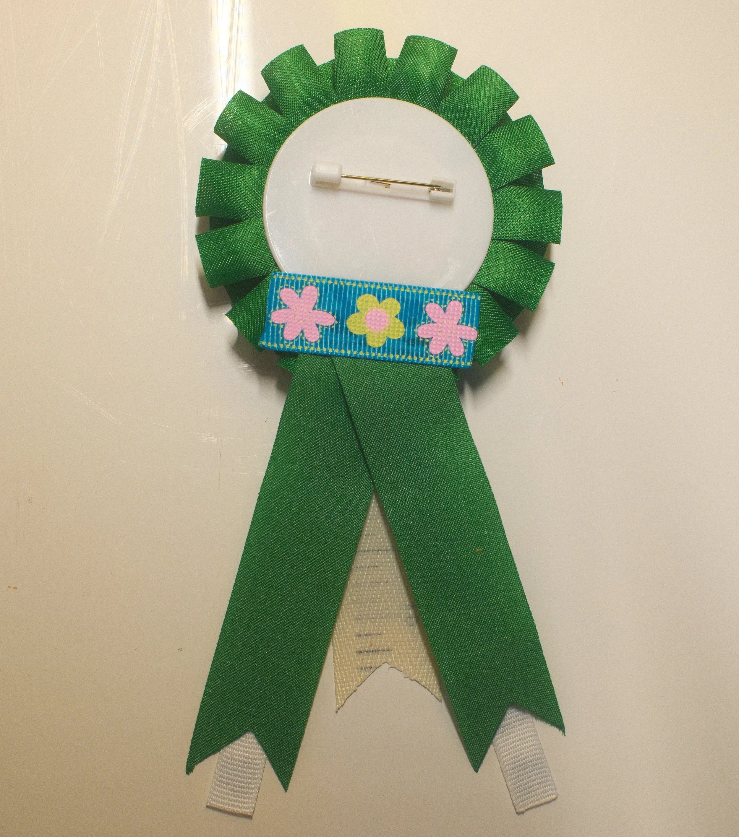 green ribbon pin