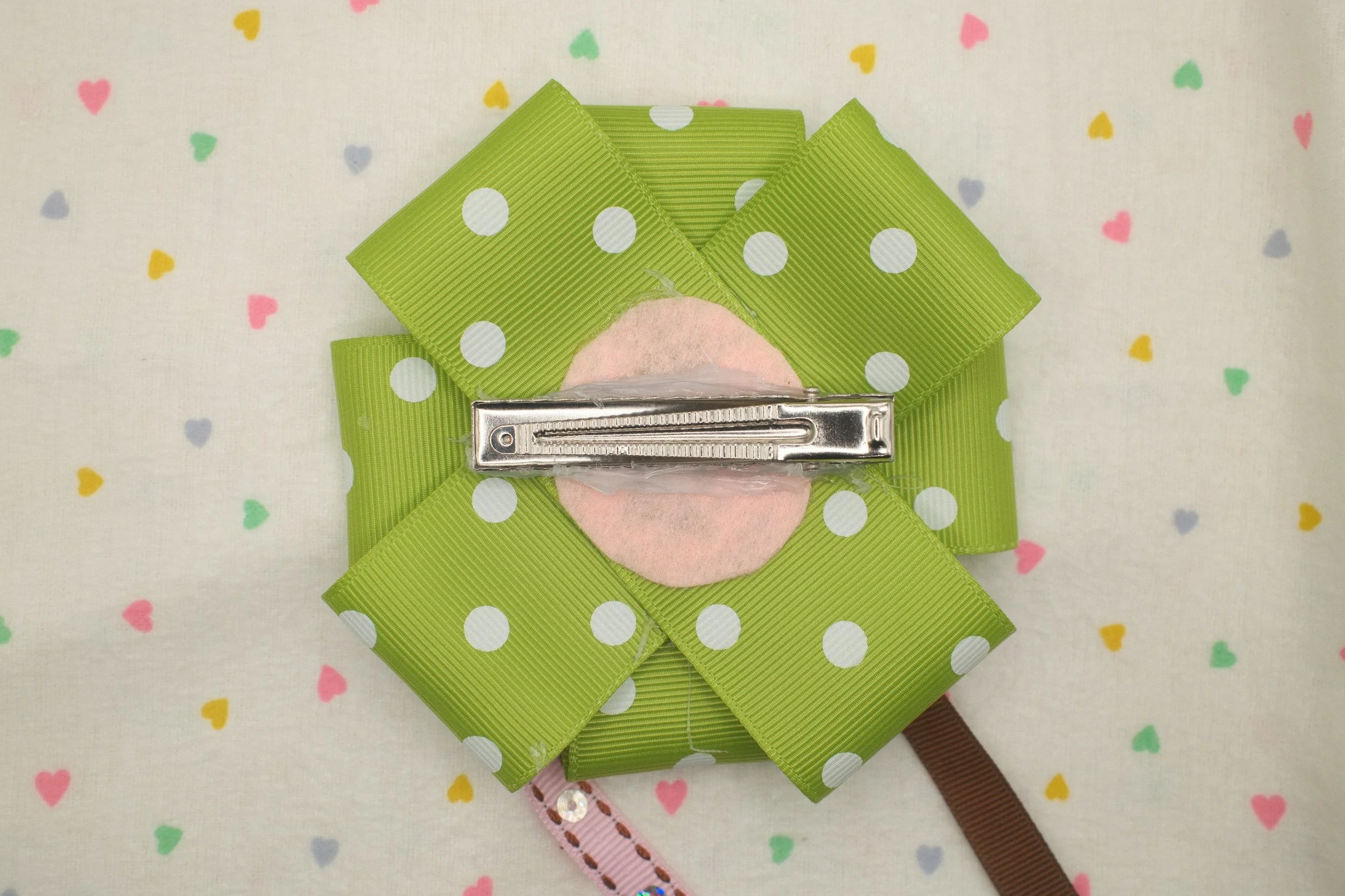 green polka dot ribbon hair pin