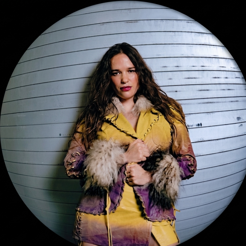 FLOR CAPISTRÁN (Dj & producer)