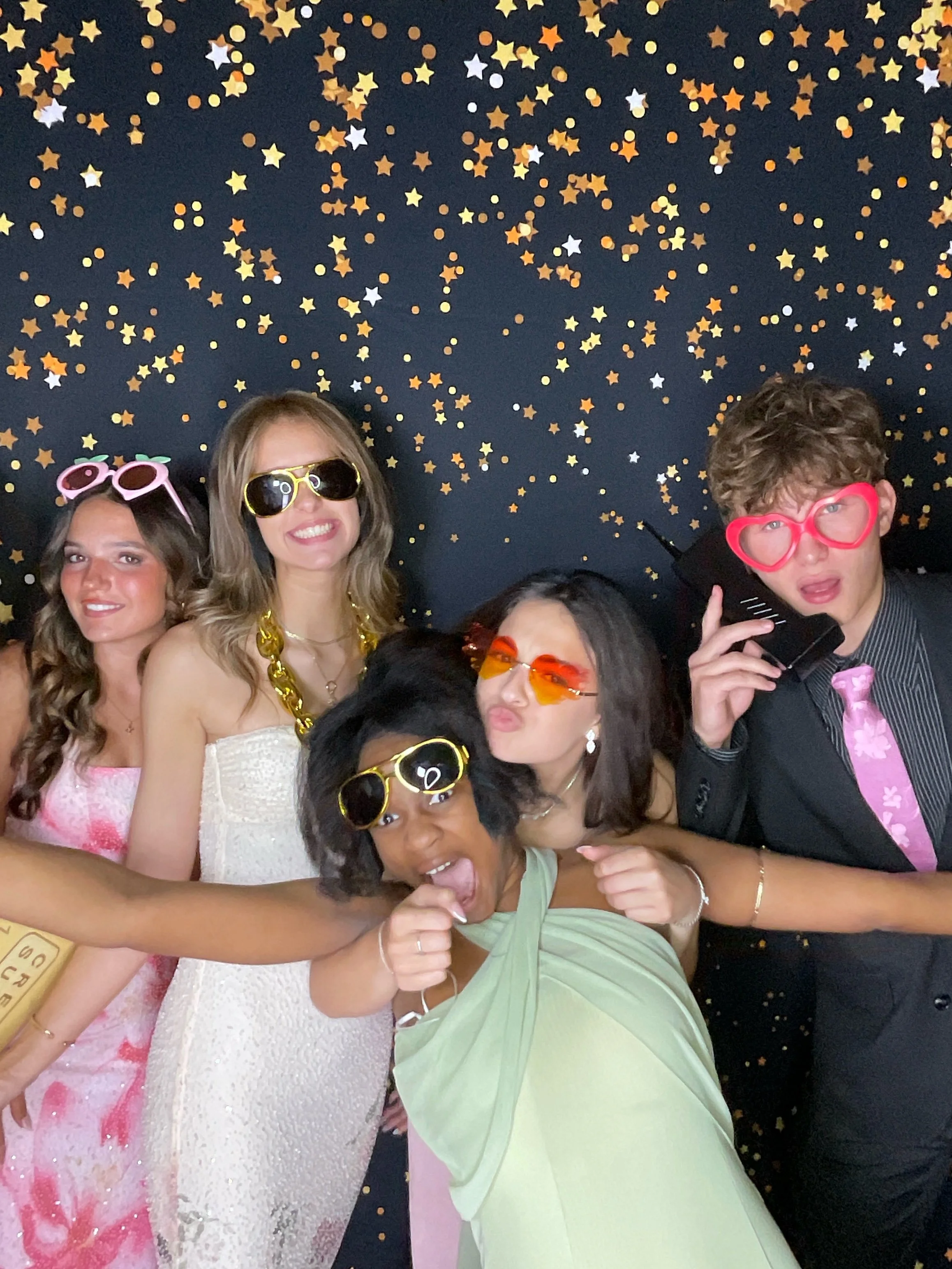 The Difference Between DIY Photo Booth Rentals and Full-Service Ones