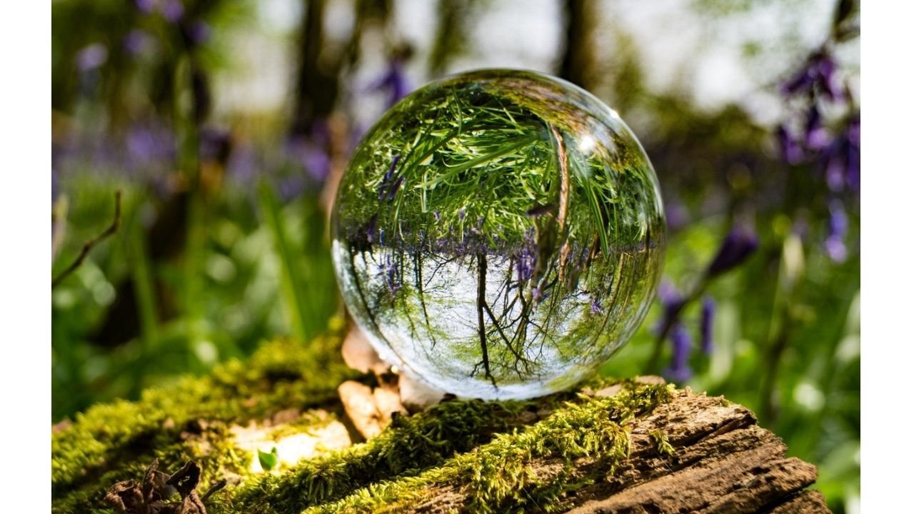Successful Cyclical Waterflood Pilot in a Mature Heavy Oil Field in Eastern Alberta