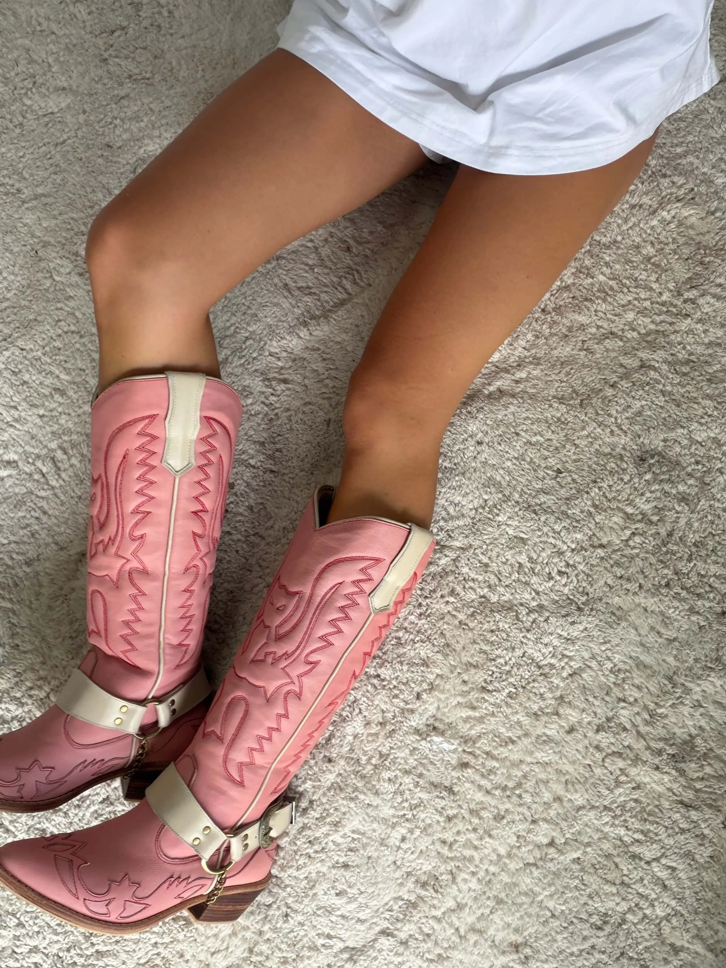 Texas-Rose-Outlaw-Pink-Cowboy-Boots-2.jpg
