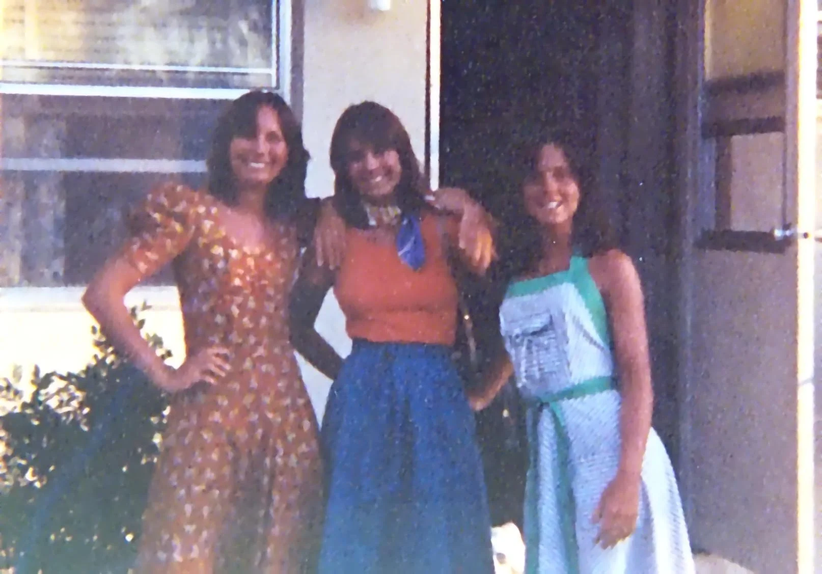 Lucy-Kris-Cath.JPG
