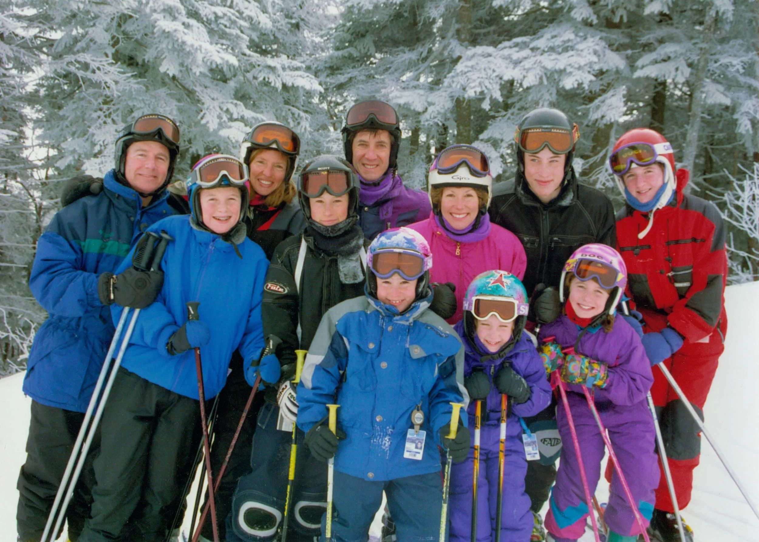 Lovells - Eisensons skiing 1998.jpg
