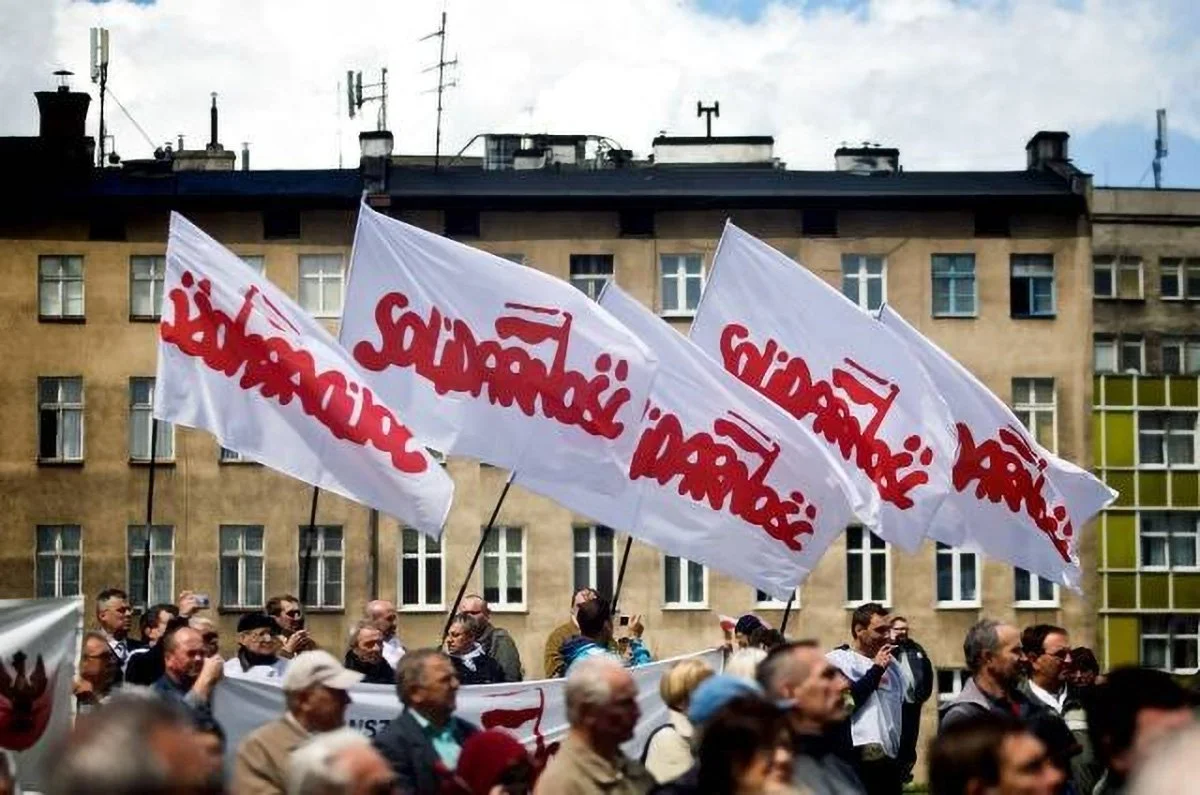 Throughout the 1980s, calls for political freedom and reform spread across Eastern Europe. These movements challenged long-standing political structures and helped reshape the international order.
