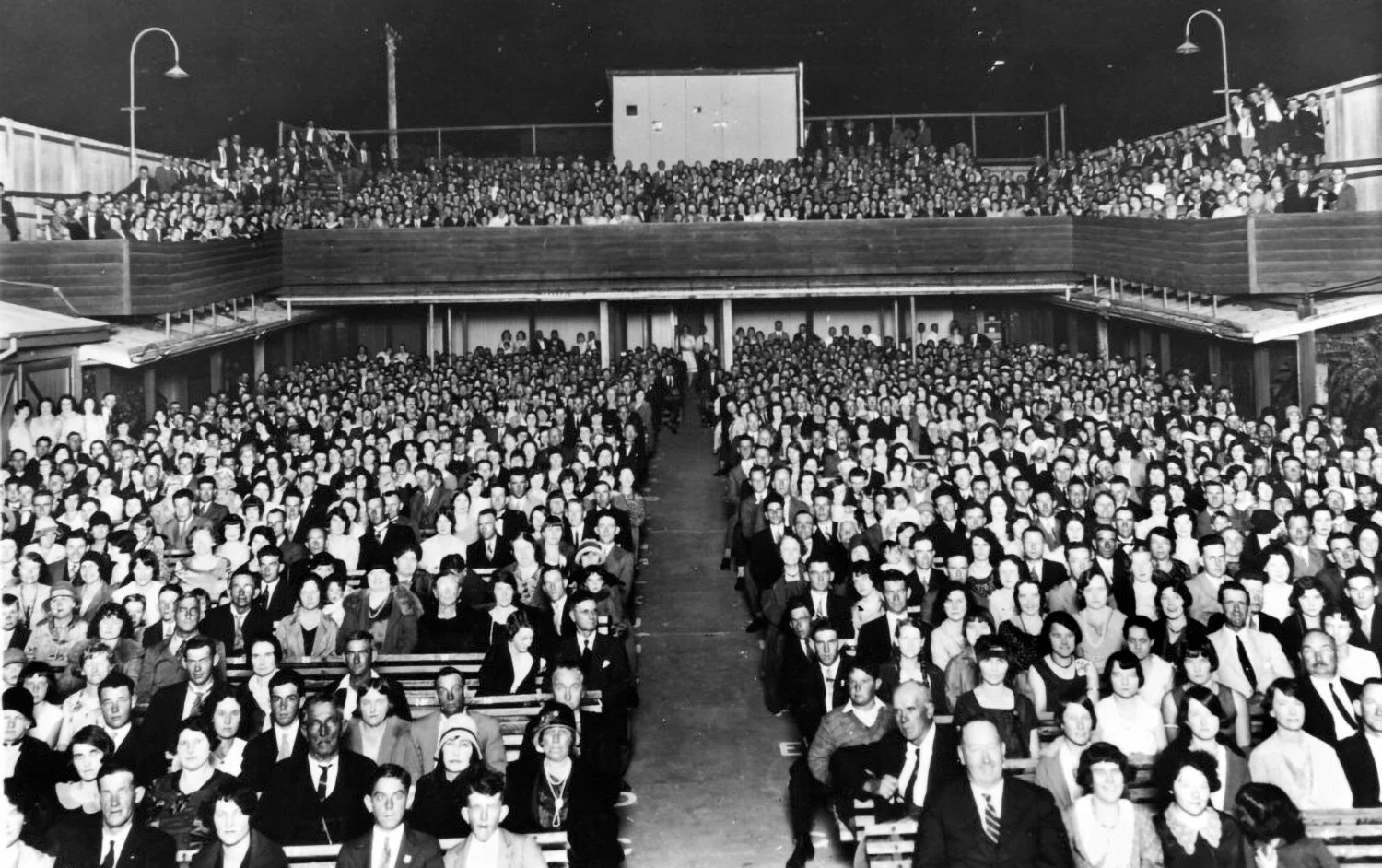 A Shared Culture. Radio, film, sports, and new forms of entertainment increasingly connected Americans through common experiences and public figures.