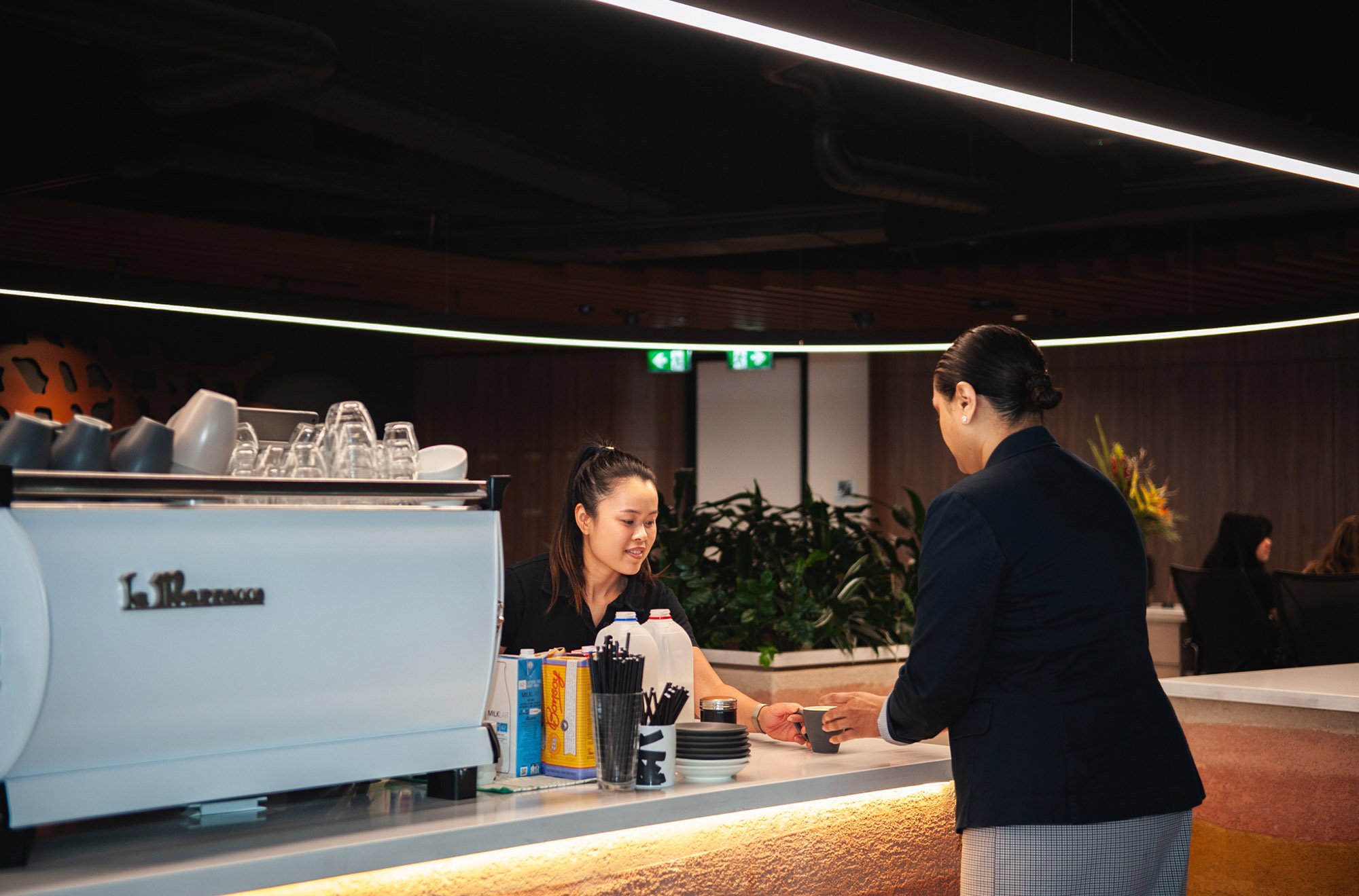 Our Workplace Hospitality teams are professional, attentive individuals, who bring exceptional coffee service to the workplace. 