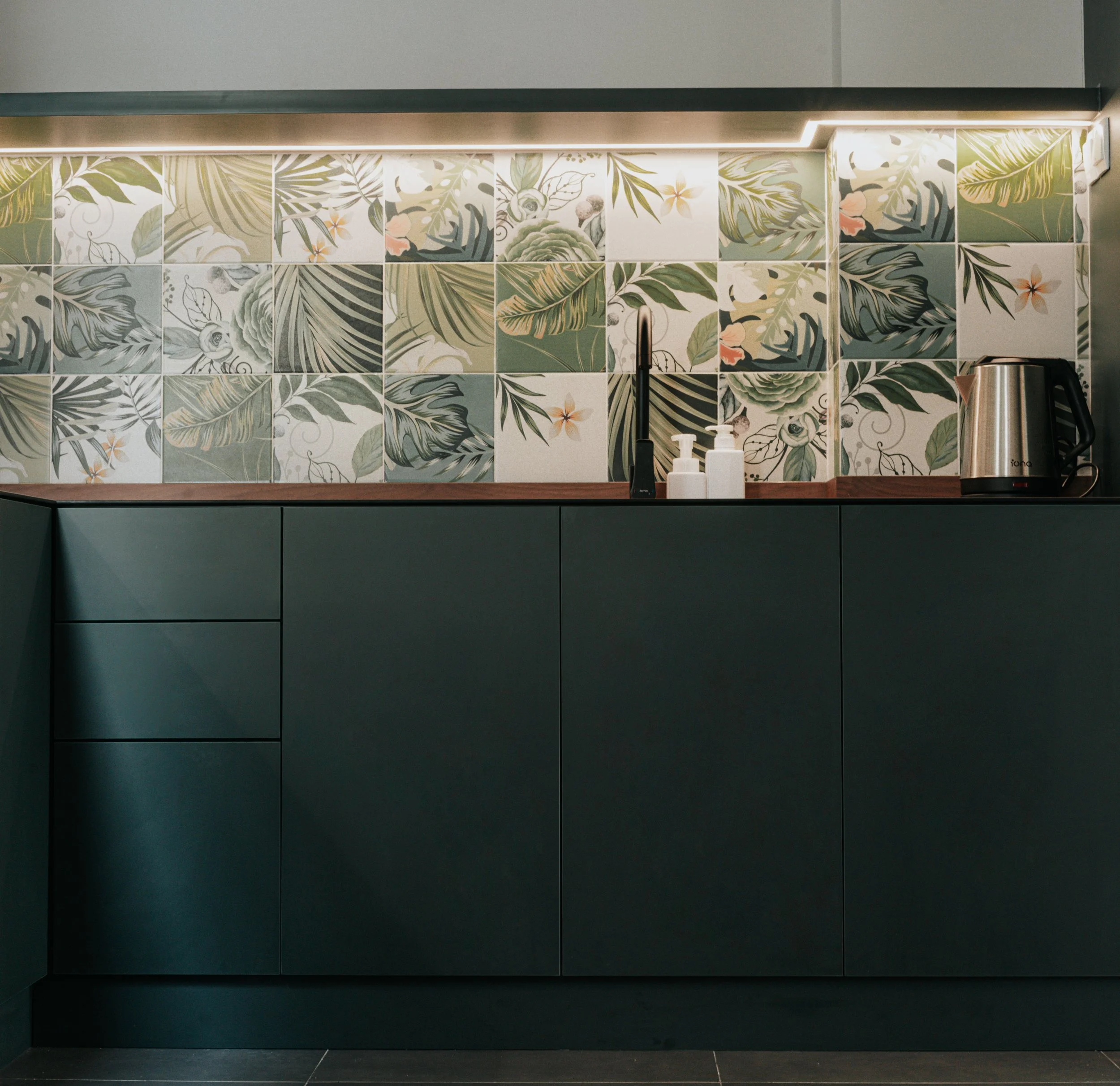 DSC01193-HDR copy.jpg