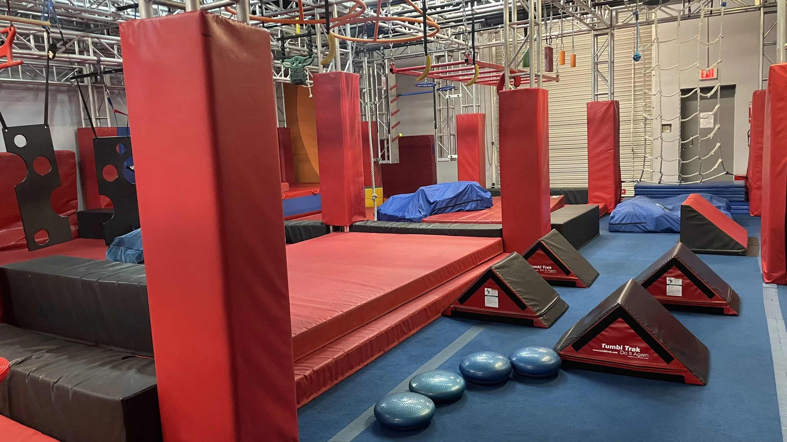 Kids Toddler Teen Adult Fitness Classes - Birthday Party Venue in Grand Prairie TX near Dallas - Indoor Playground - Kidsplay - Event Rentals 4.jpg