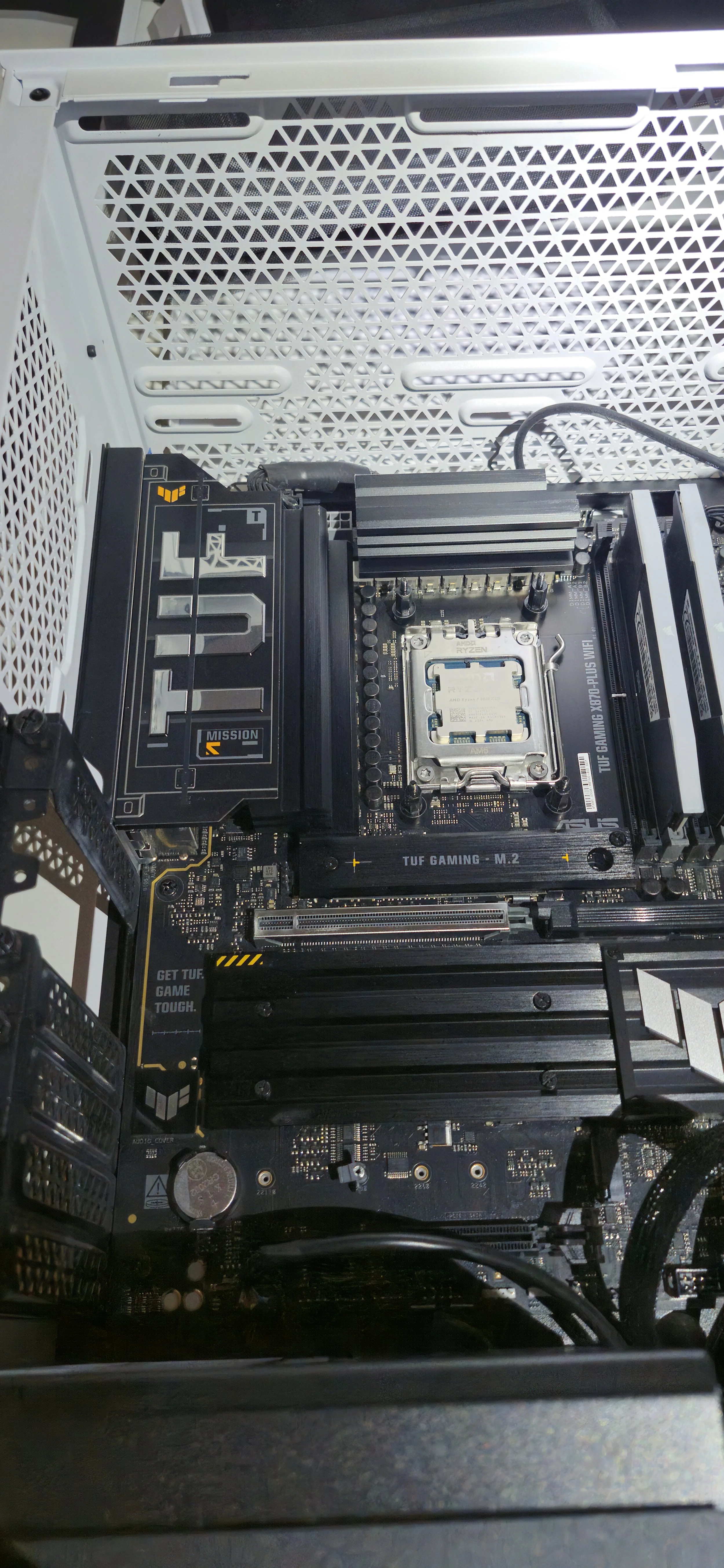 Vanhat lämpötahnat pois.jpg