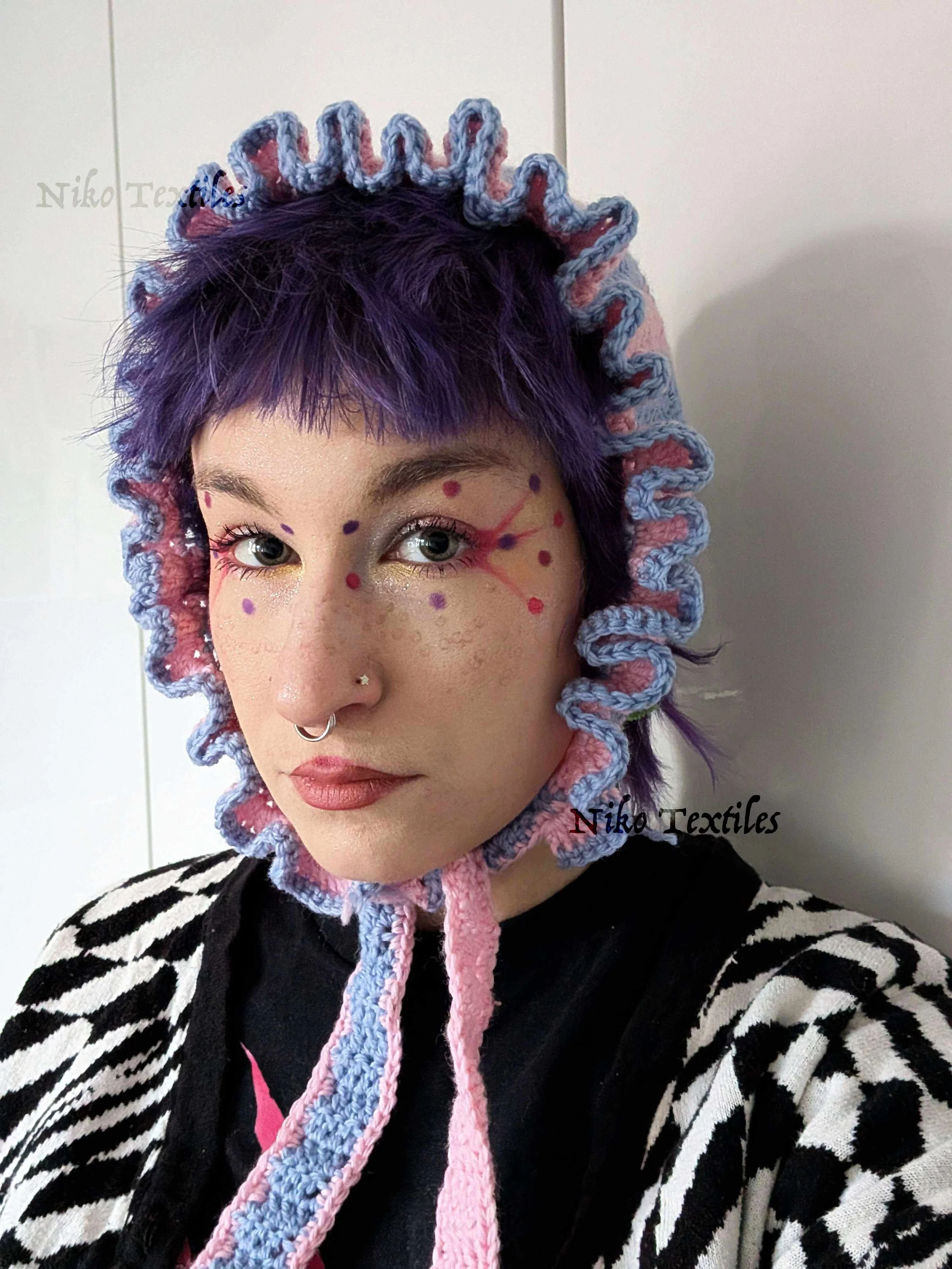 Pink blue bonnet 1.jpg