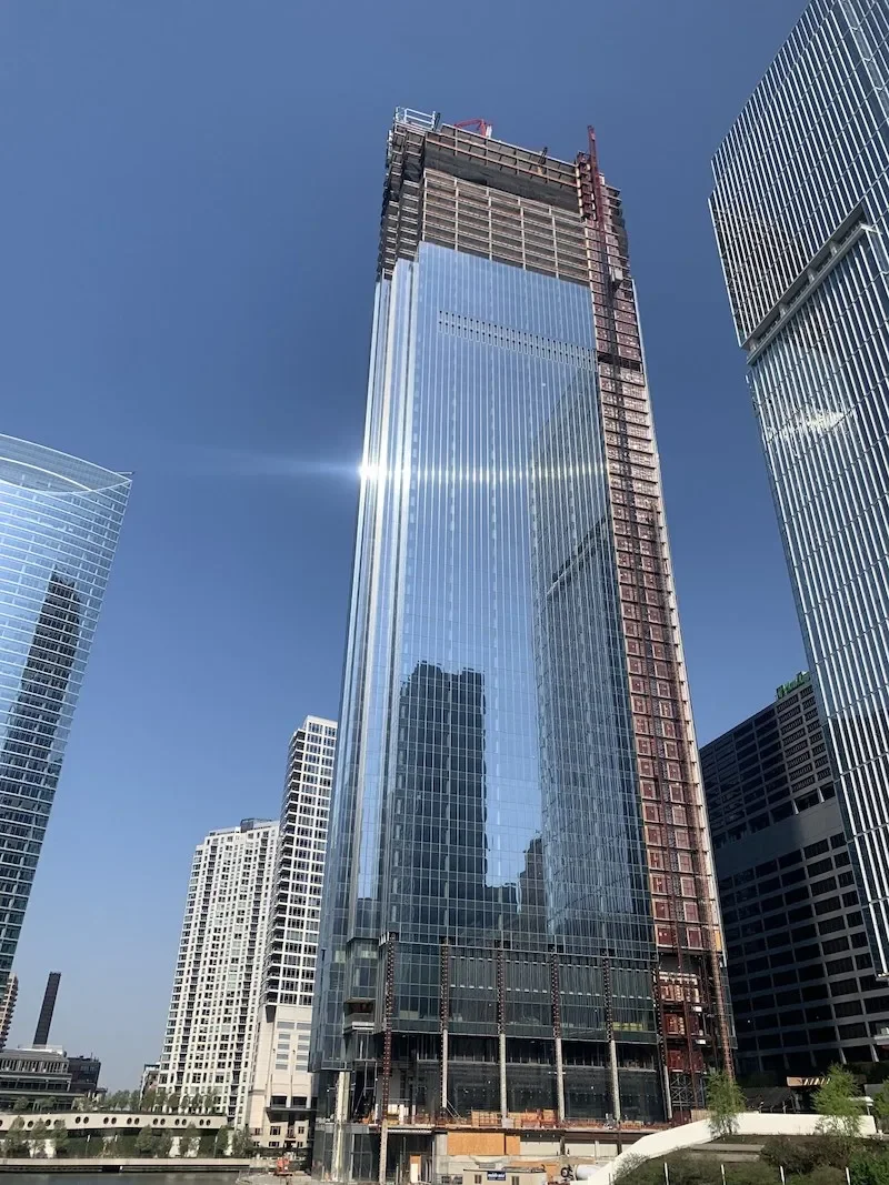 Salesforce-Tower-Chicago-2.webp