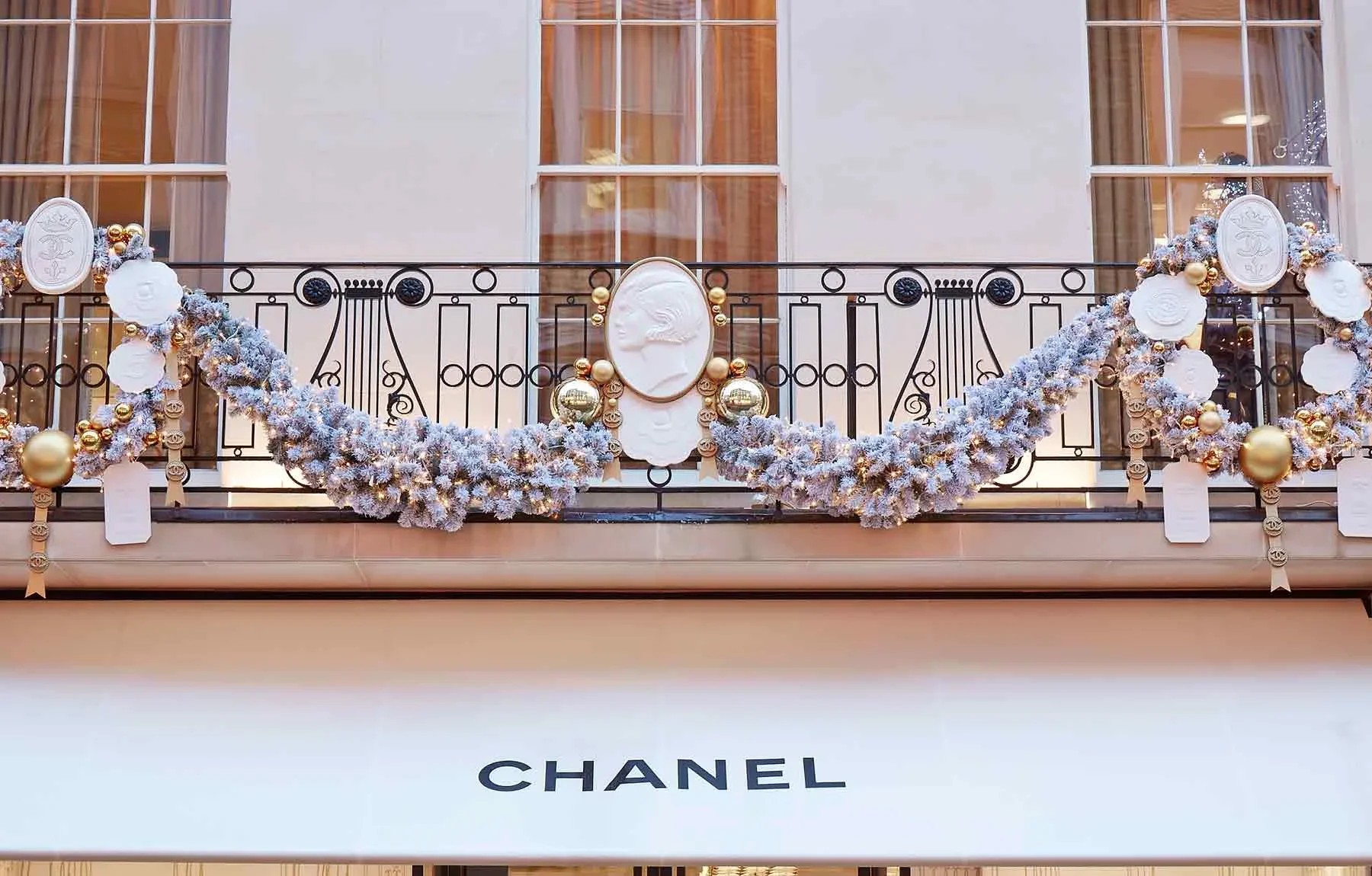 8_chanel.webp