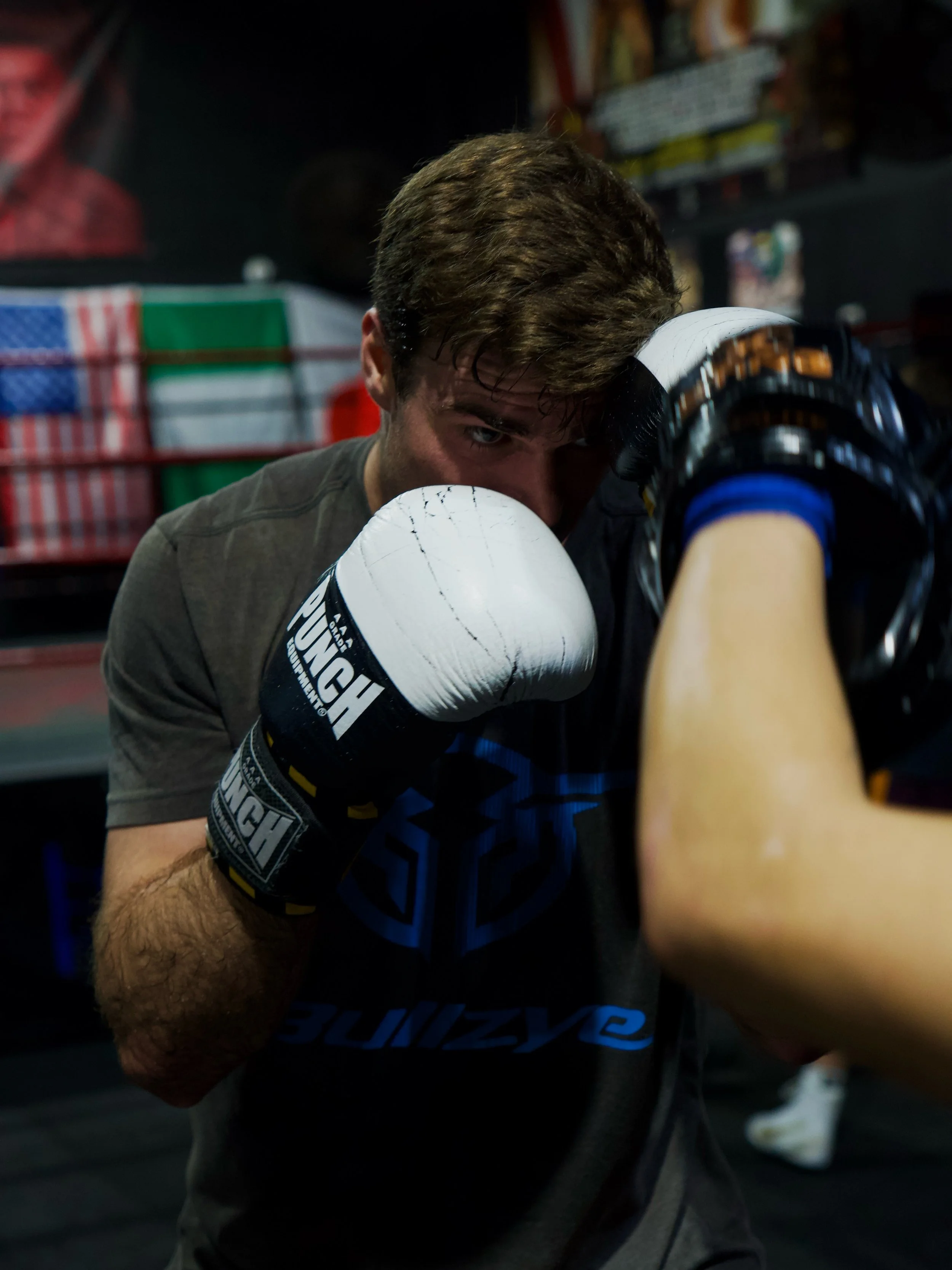 Brushing up on some short, inside punching this week. Always improving the little details 👏🥊

Get UNLIMITED access to our timetable with a membership now! Click our link in bio 🤍💙

#boxing #boxeo #boxinggym #brisbane