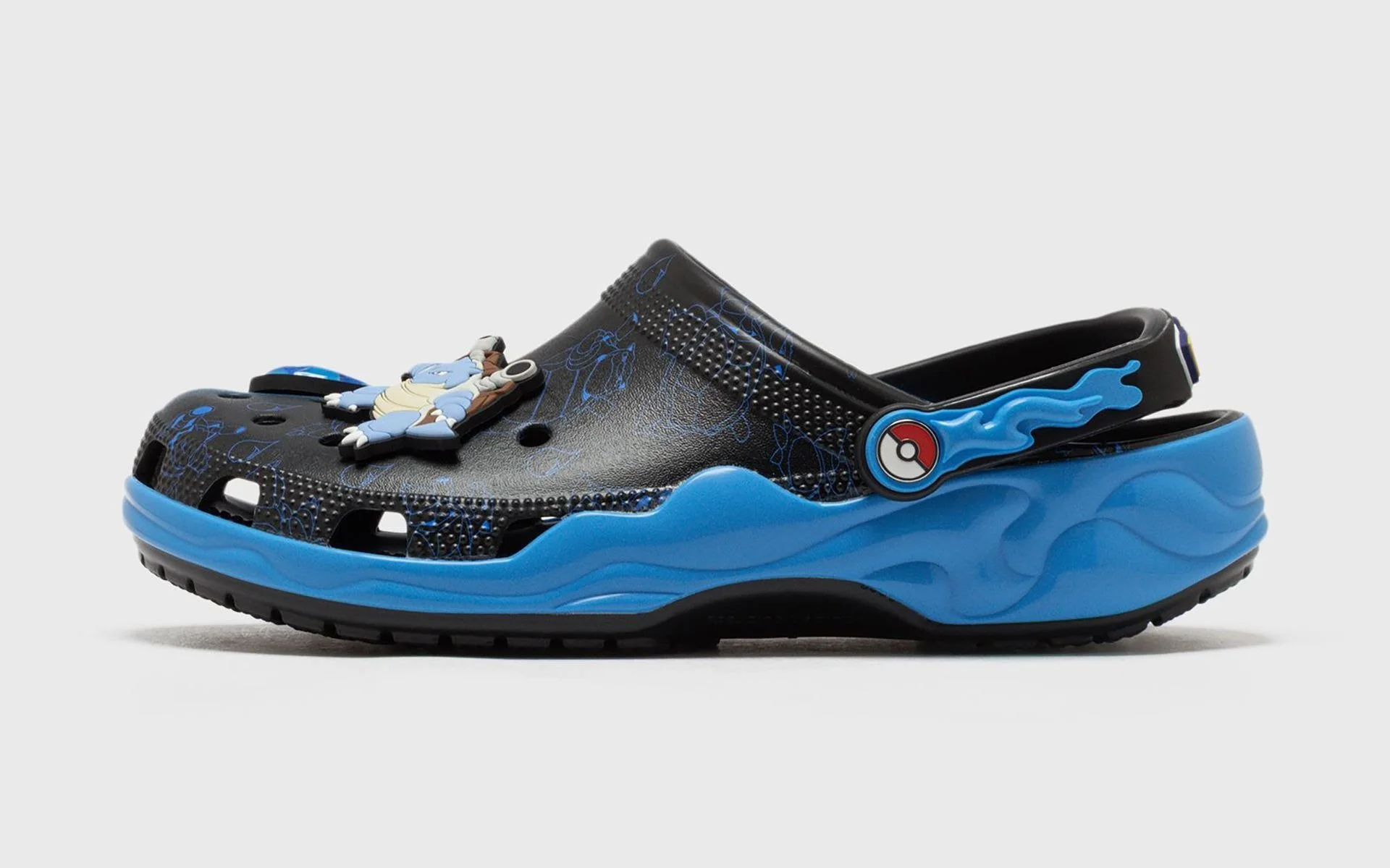 Pokemon-Crocs-Classic-Clog-Chari (4).jpg