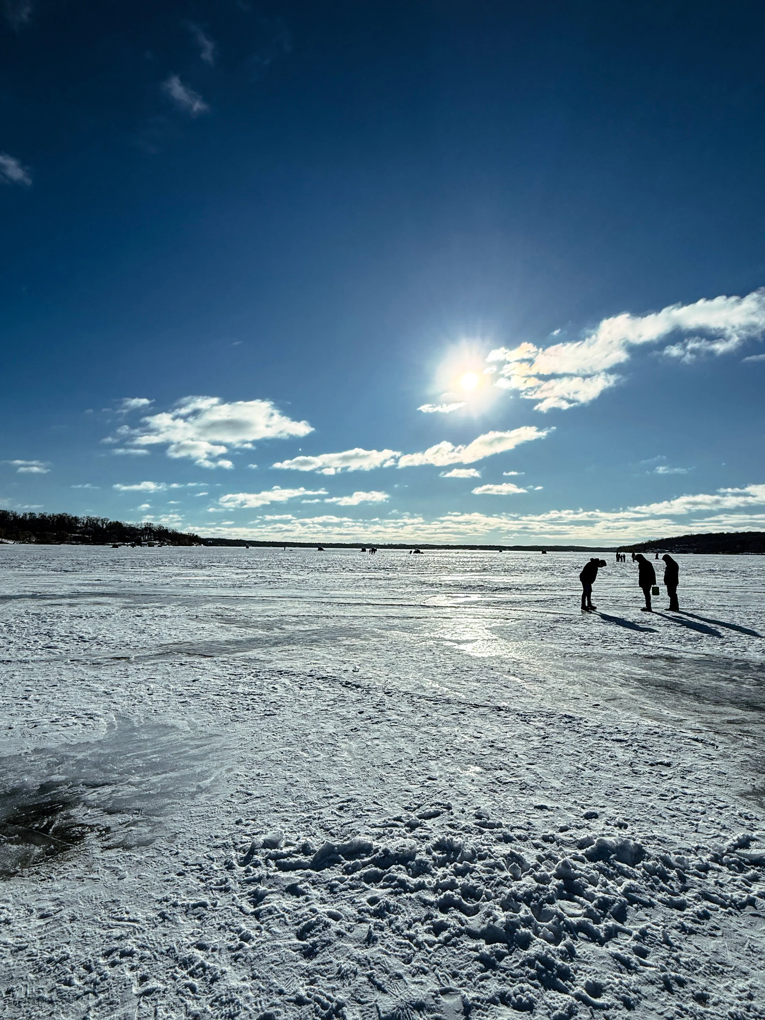 spokane-frozen-lake-winter-landscape-photography.jpg