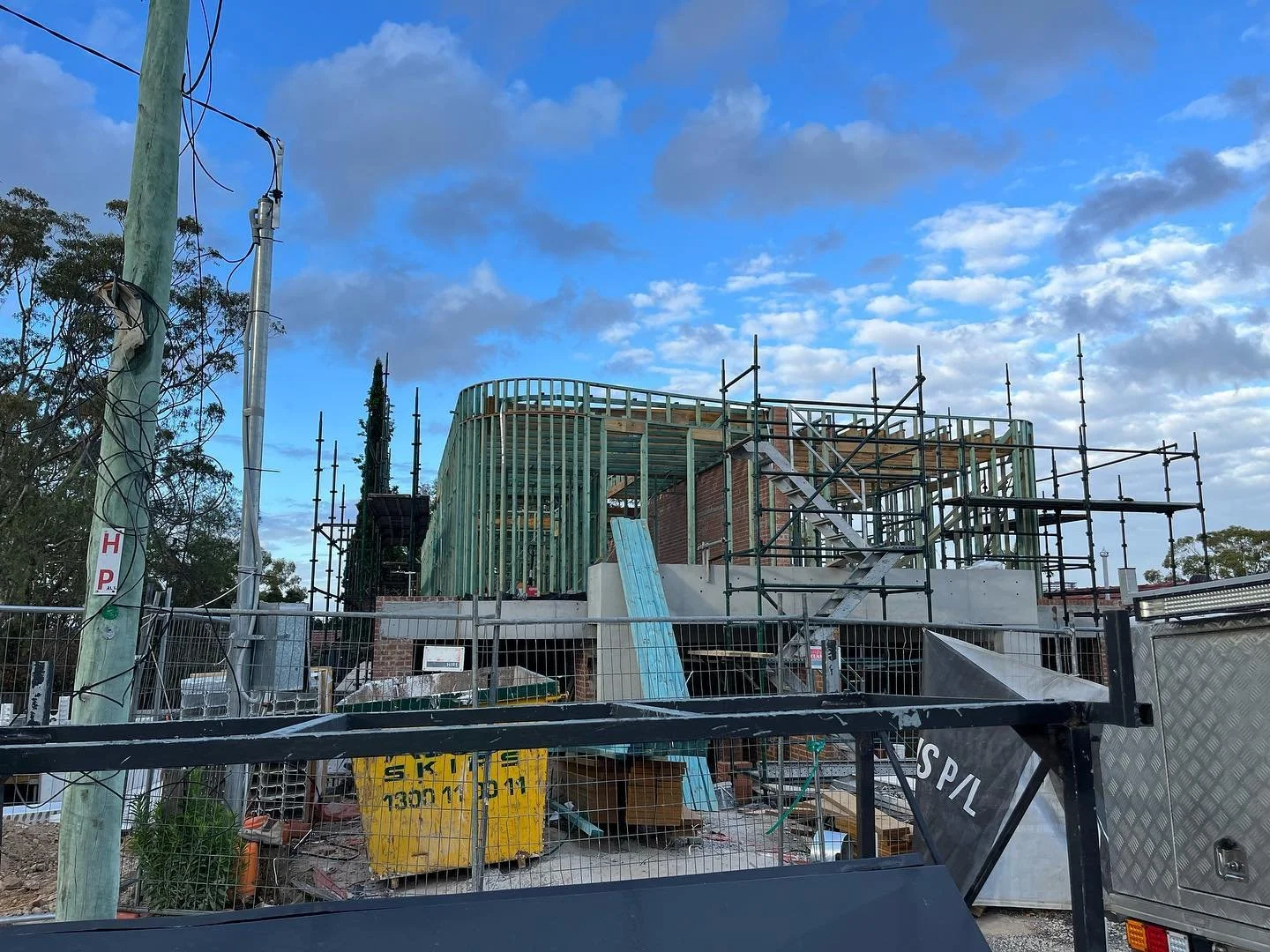 A classy curved exterior duplex for our client in Putney 👍