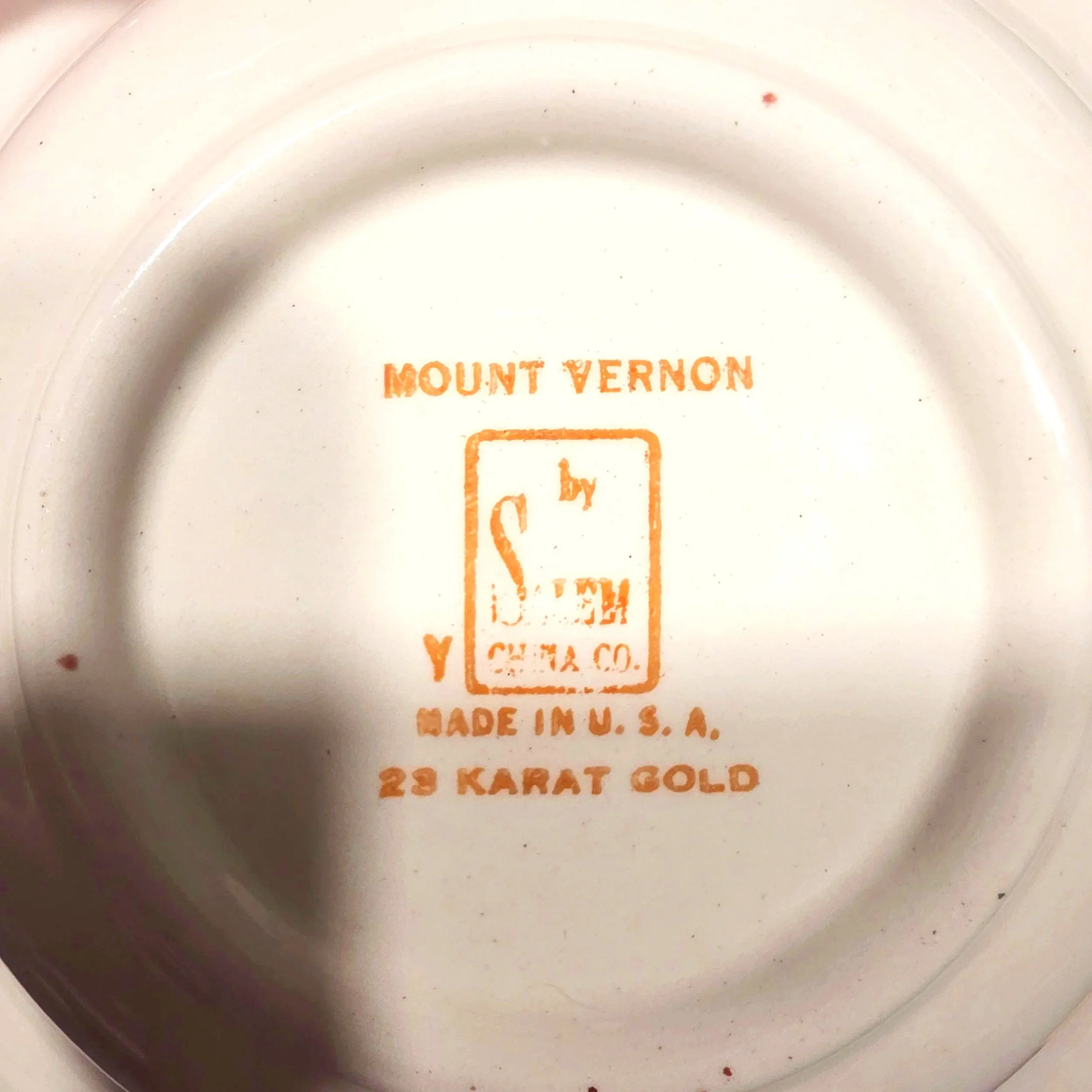 tea up bottom reads mount vernon 25 karat gold