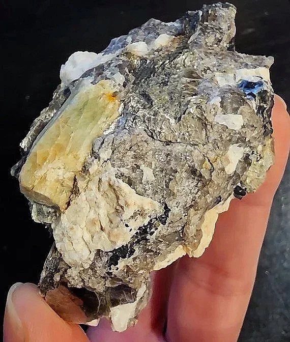 Beryl+in+mica+smokey+quartz+and+feldspar+mineral+specimen.jpg