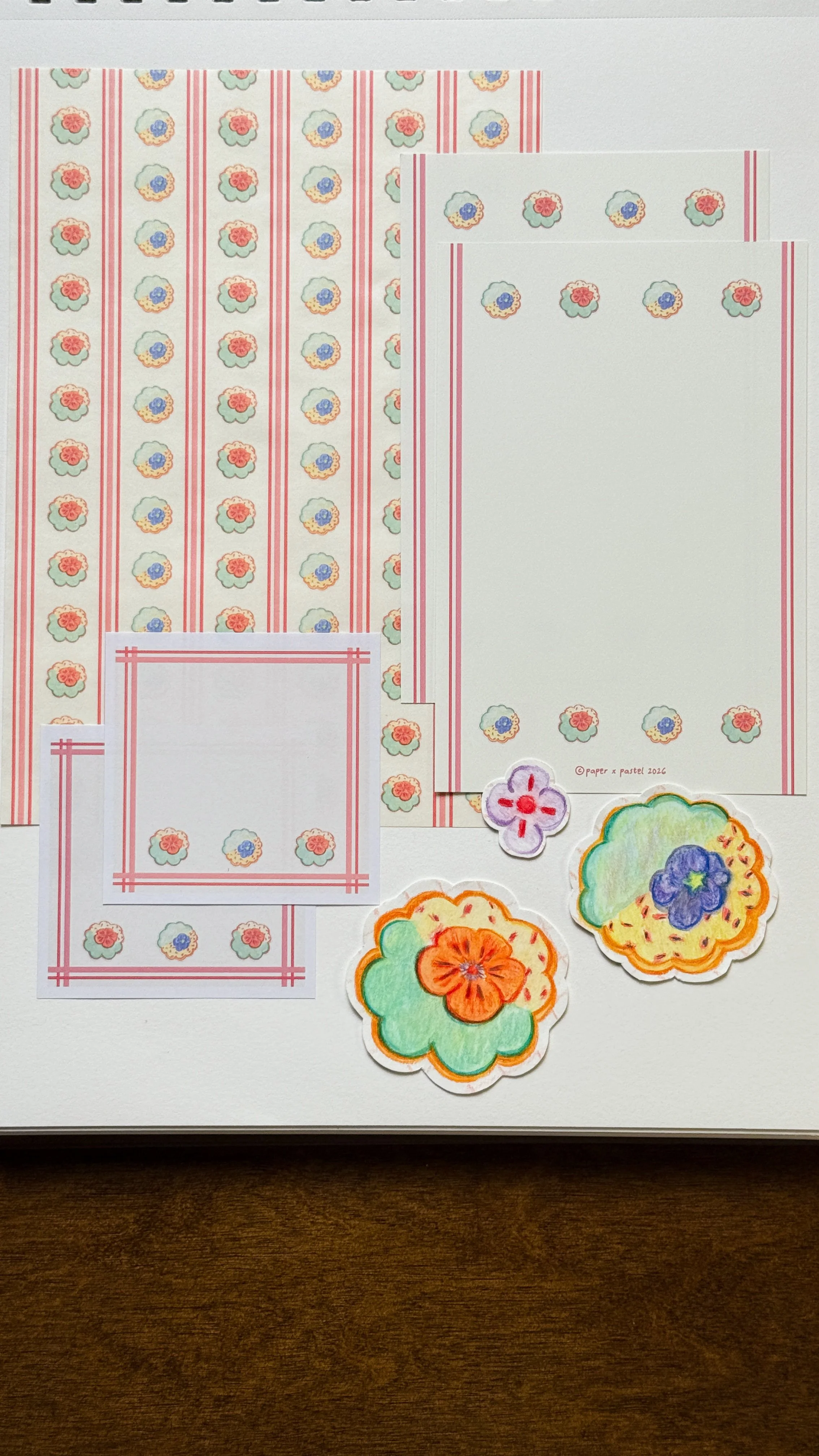 Paper x Pastel Cookies Stationery Set