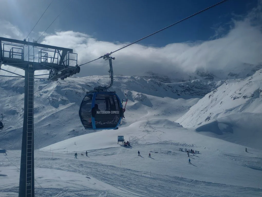 matterhorn glacier ride. cable car.jpg