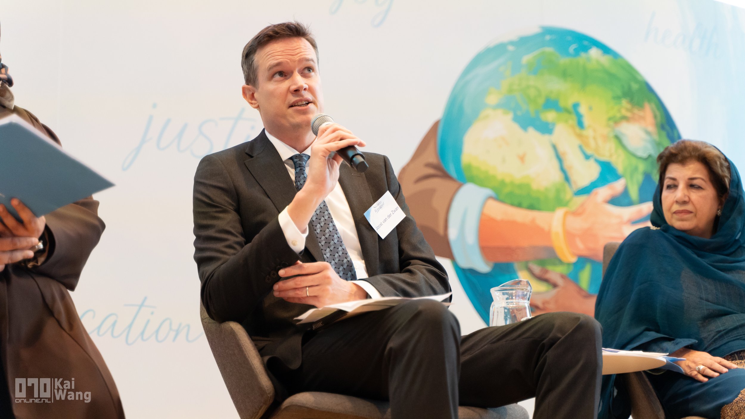 ICAN forum man speaker.jpg