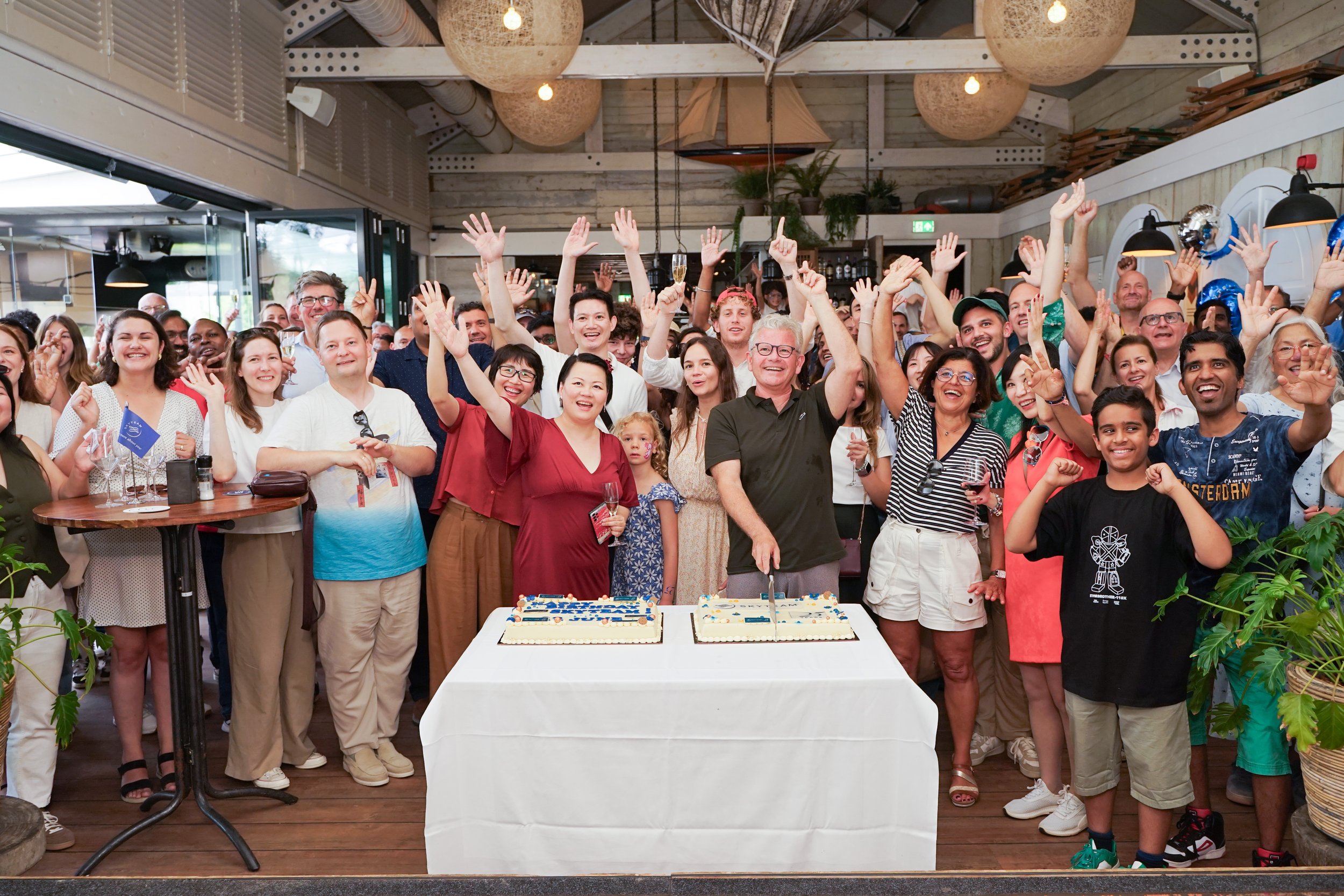 skyteam 25 anniversary group.jpg