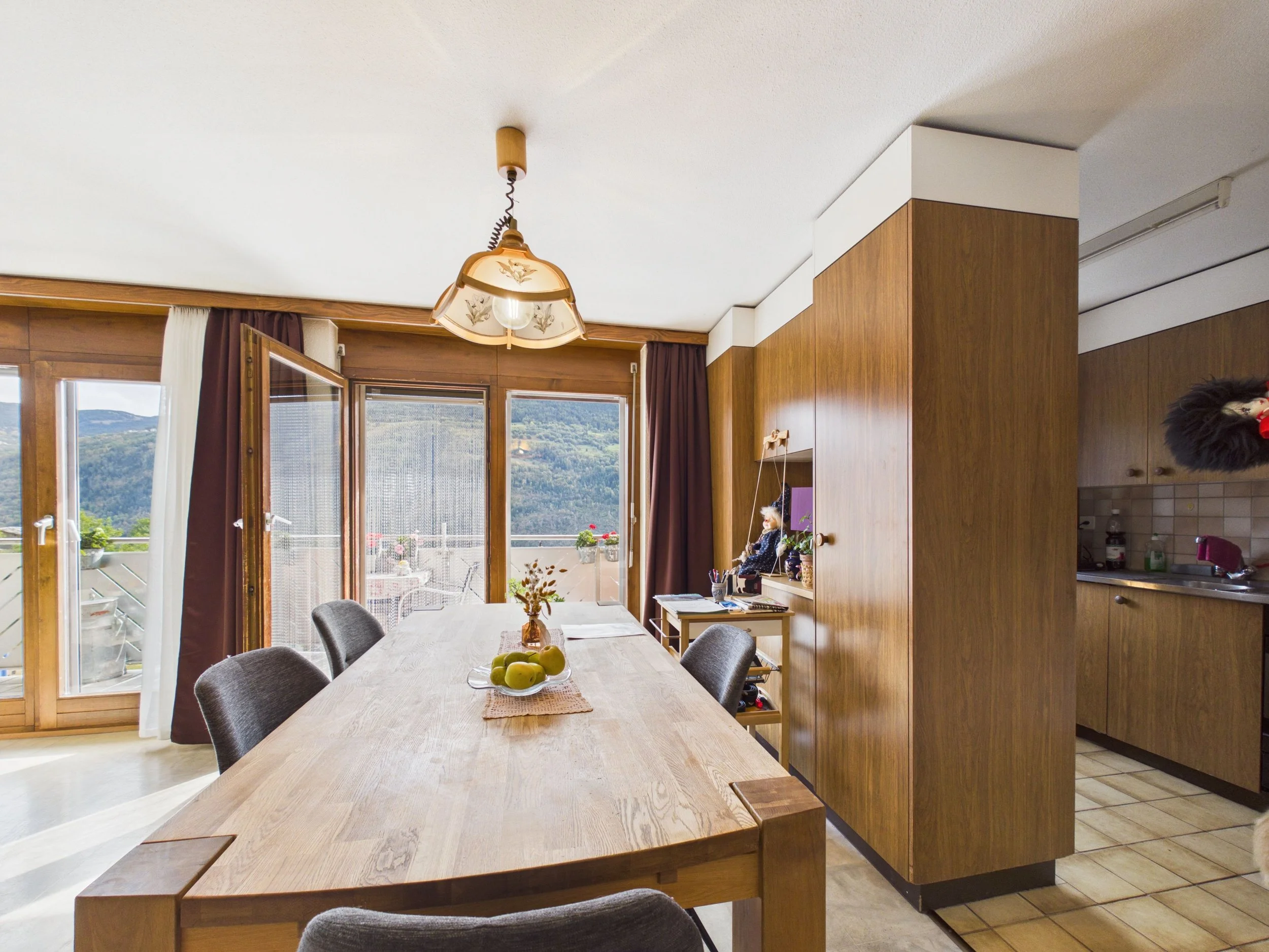 CAM01539G0-PR0279-STILL012.jpg