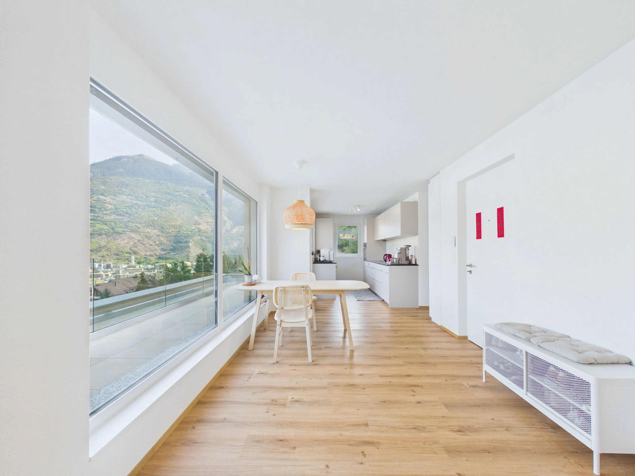 Wunderschöne Attikawohnung in Visp - Ihr Zuhause mit Stil