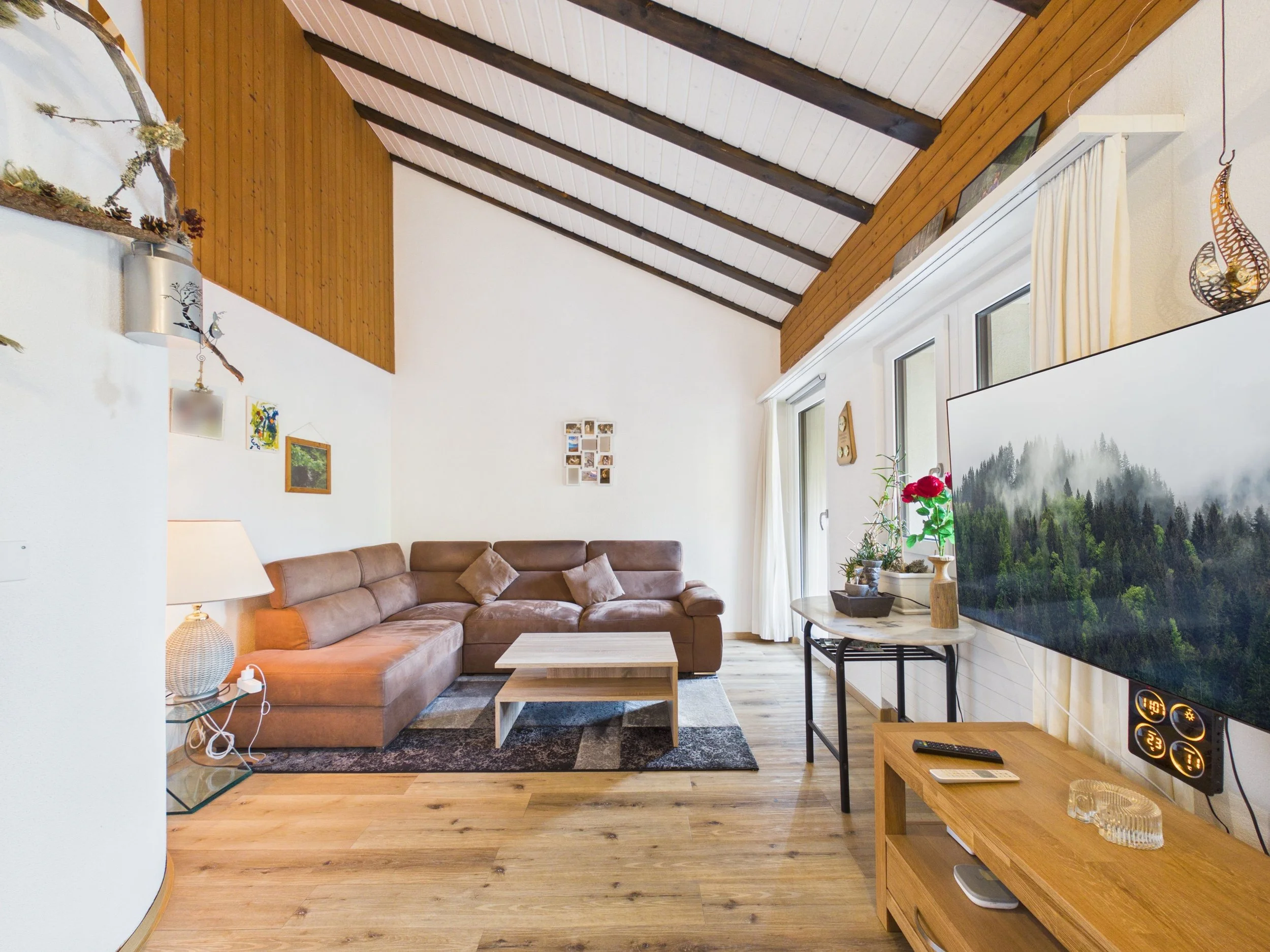 Heimelige 4.5-Zimmer-Duplex-Attikawohnung mit Panoramablick in Ernen