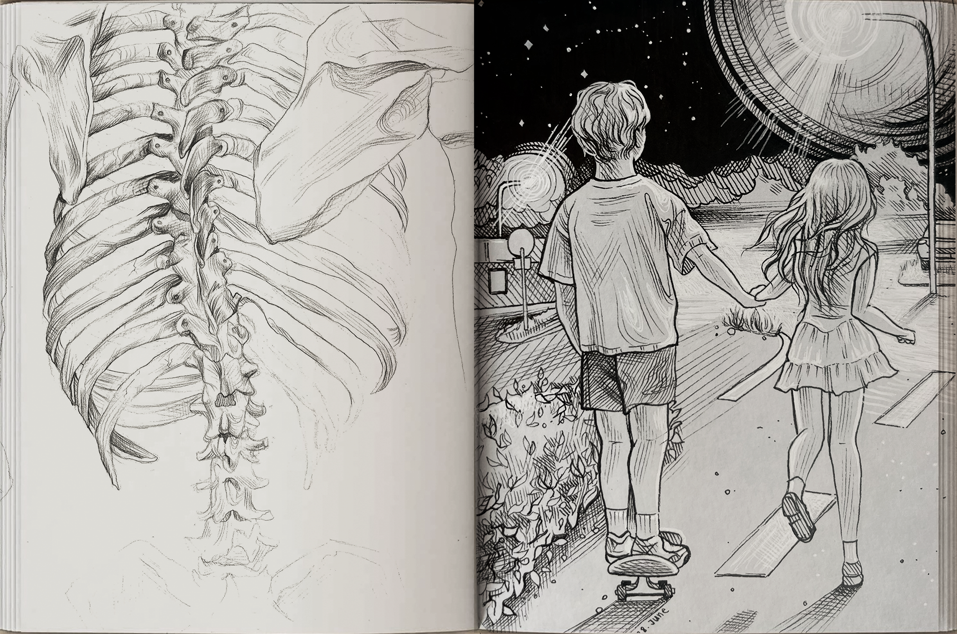 Linke Seite: Skizze eines menschlichen Rückens und eines Teils des Brustkorbs mit Rippen und Wirbelsäule. Rechte Seite: Zeichnung zweier Kinder, ein Junge und ein Mädchen, die auf einem Skateboard am Abend an einer Straßenlaterne entlanglaufen, mit S