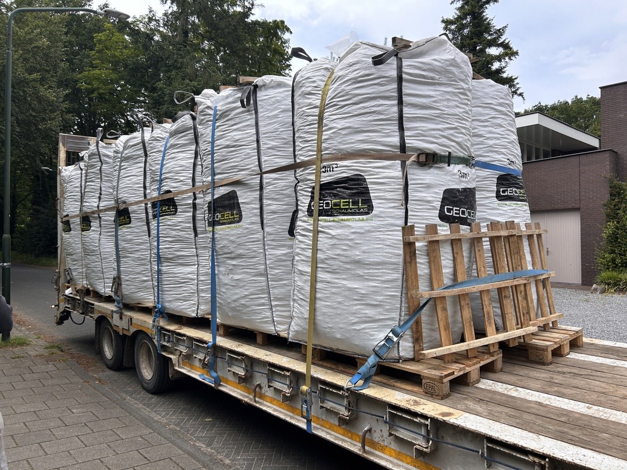 vloeriso-zakken Groot.jpeg