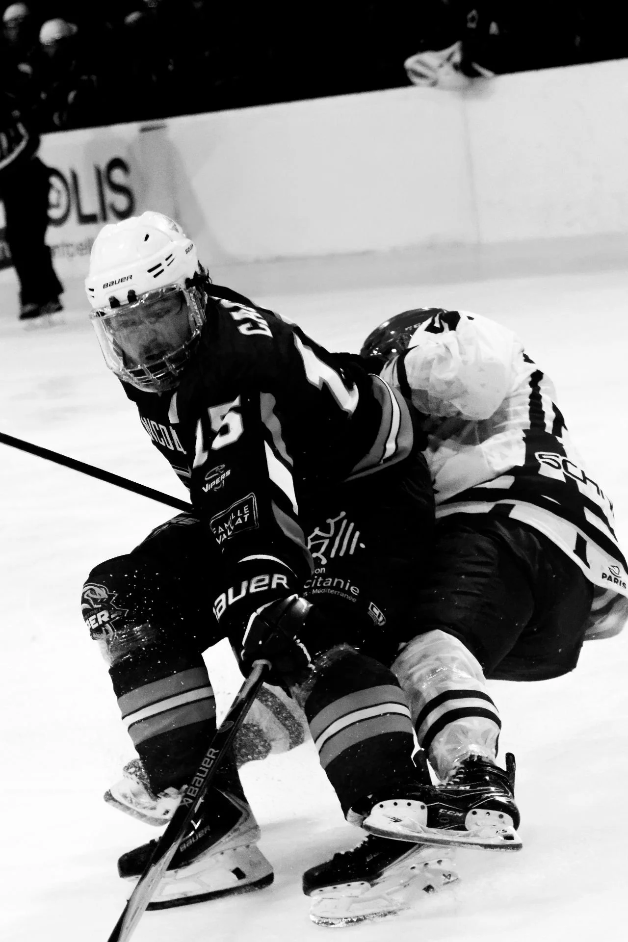 134B6875(1)(1).jpg