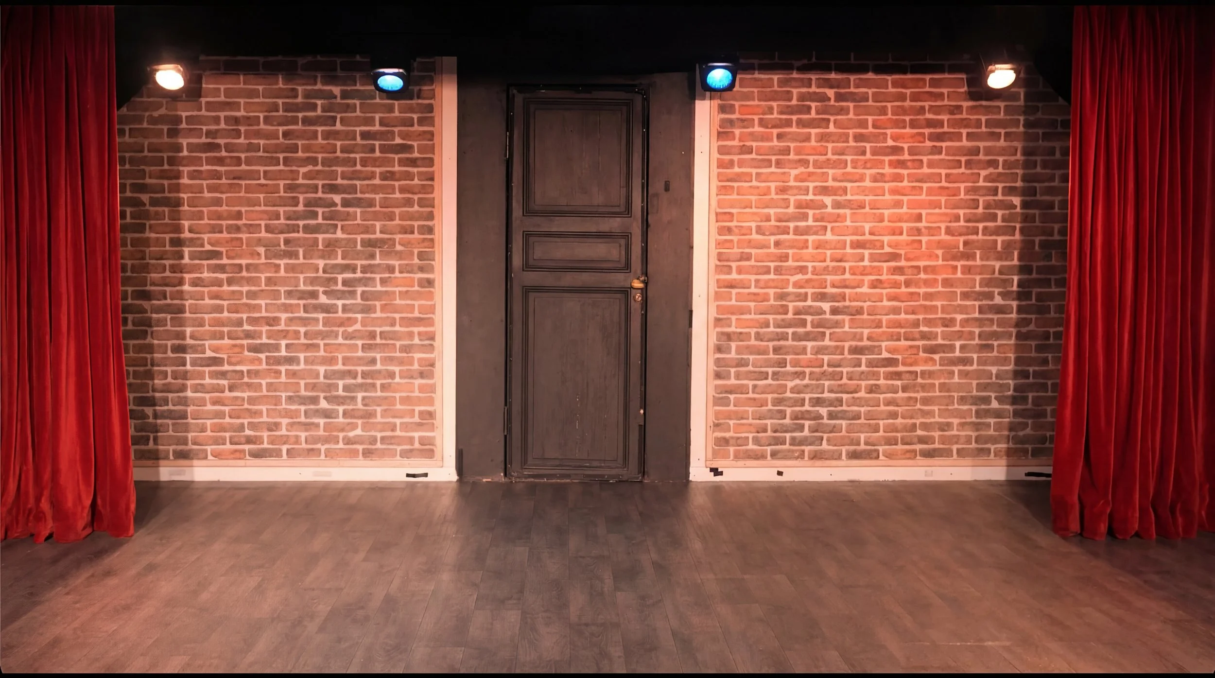 Le feedback. Un stand-up. Une scène. Un public.