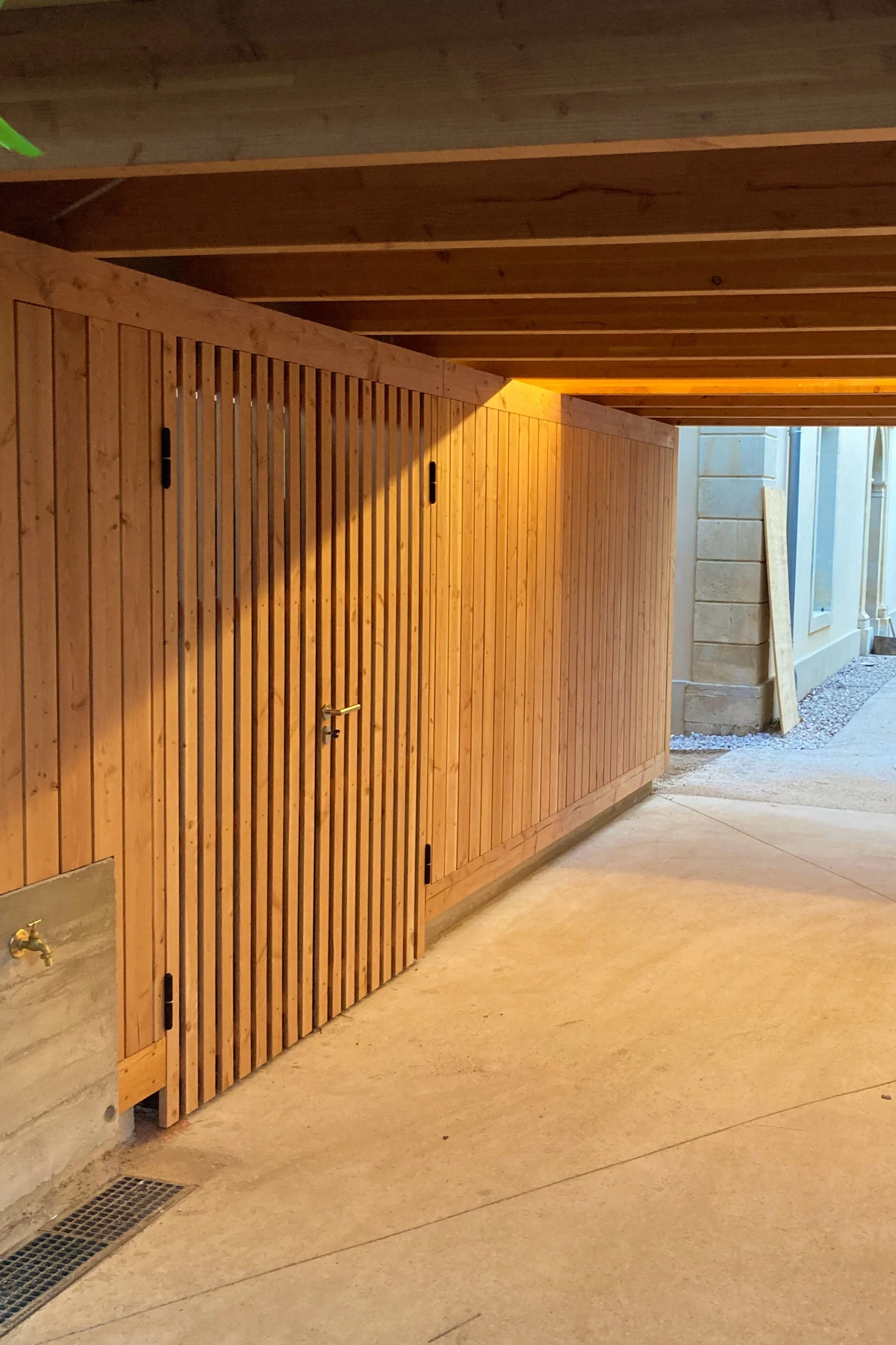 Carport bardage bois