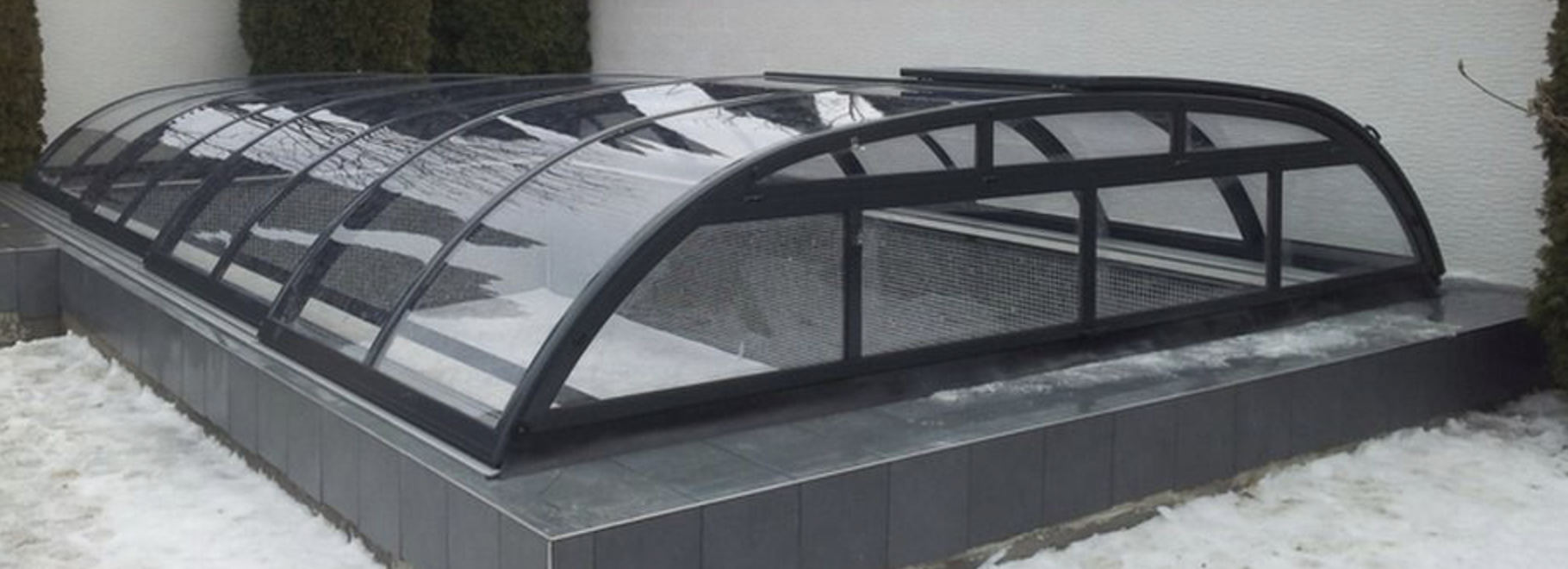 COMET medencefedés porfetéssel