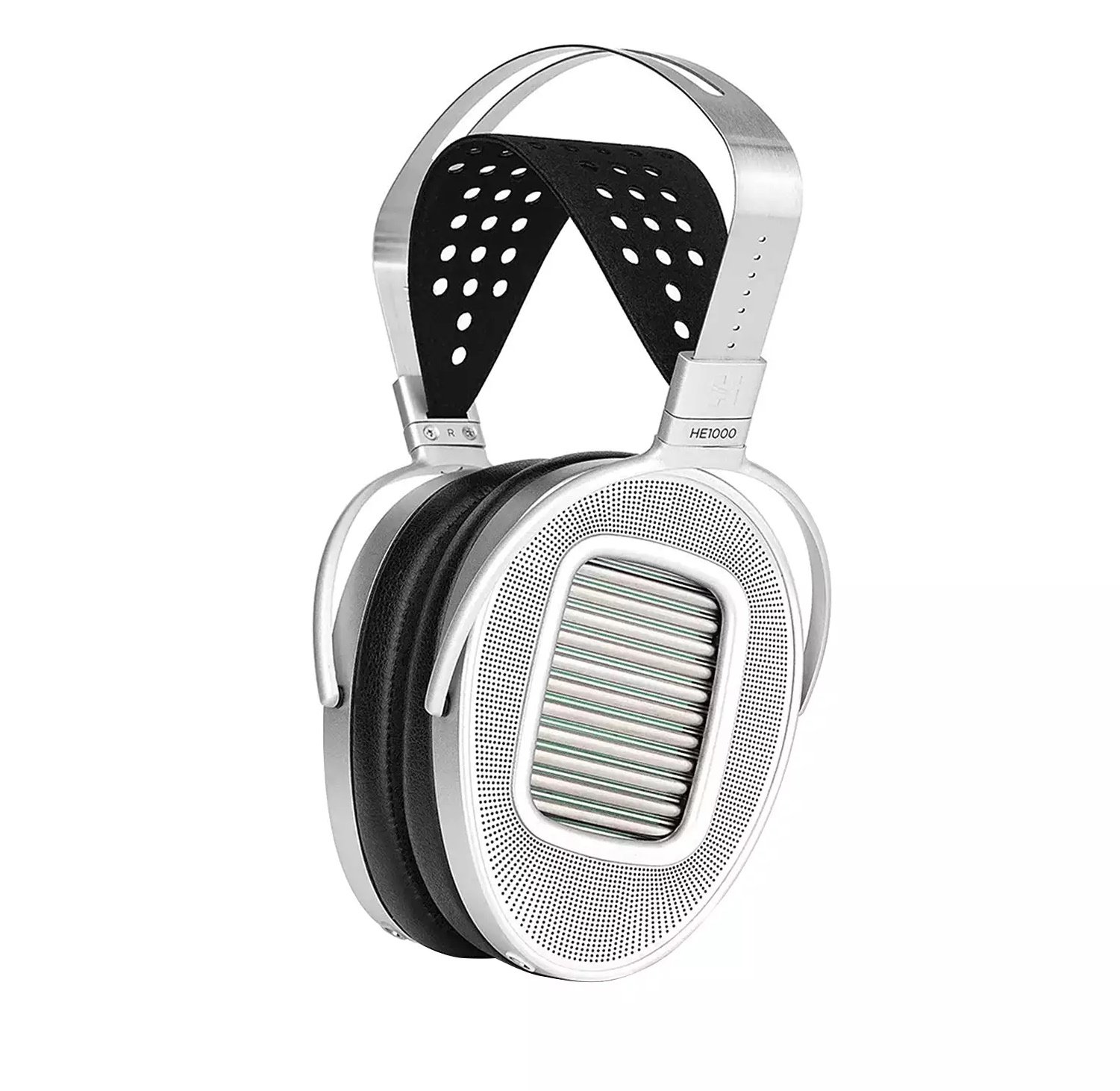 HE 1000 unveiled 1500 x 1462.jpg