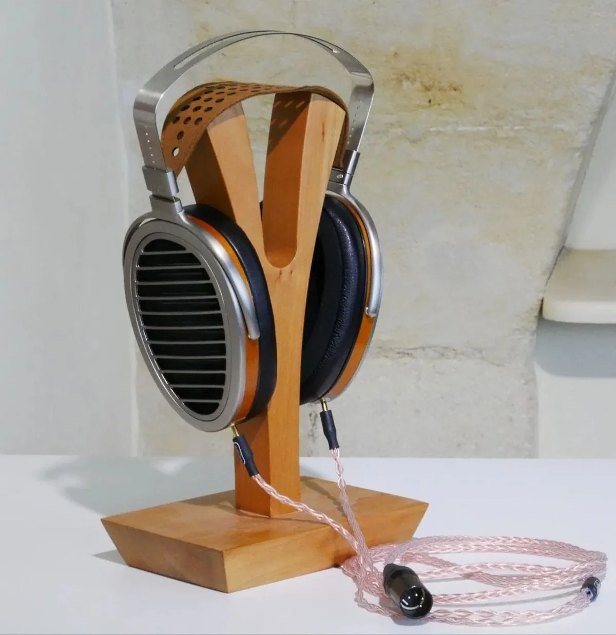 Hifiman HE 1000.JPG