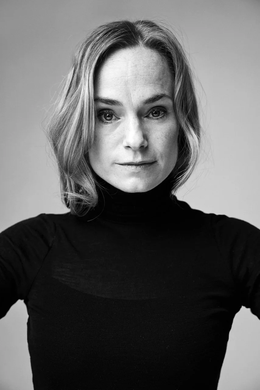 LAURA CHRISTENSEN_HEADSHOT.jpg